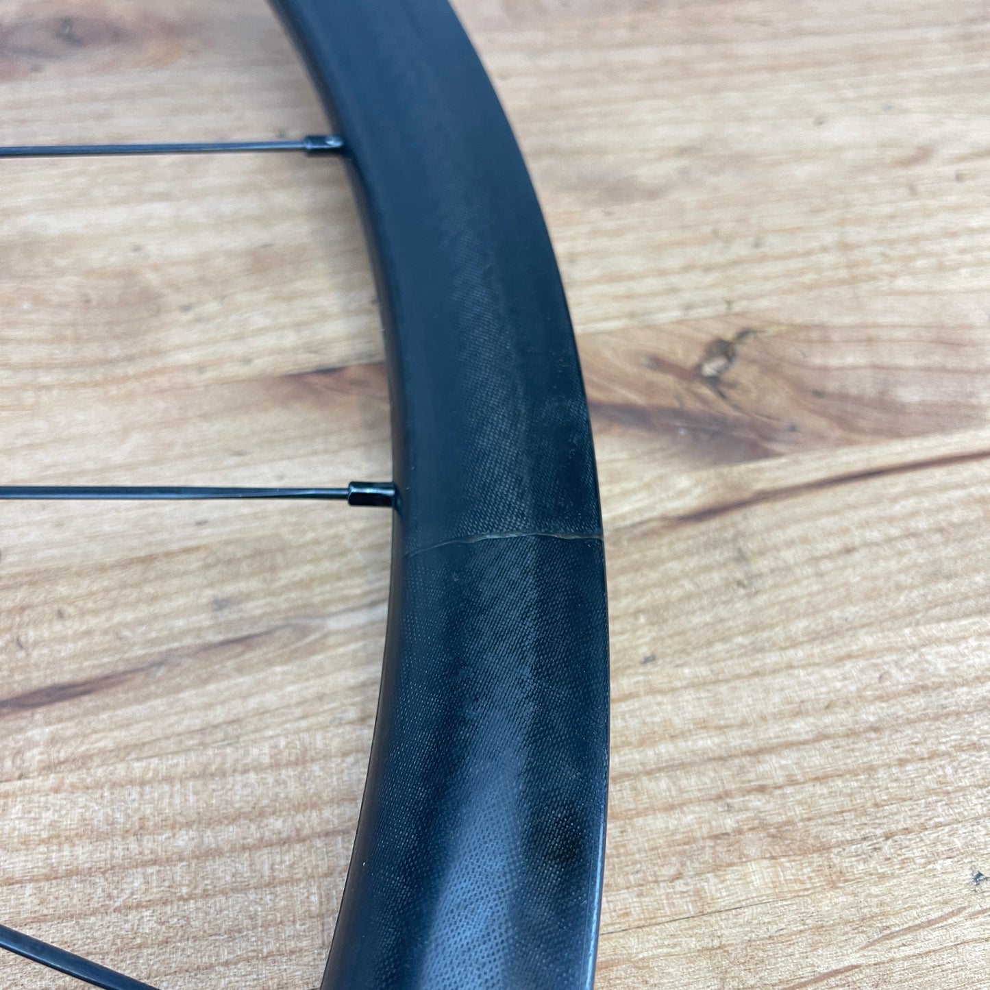 Bontrager Aeolus XXX 2 TLR Carbon Tubeless Bike Wheelset 700c Disc Brake 1425g