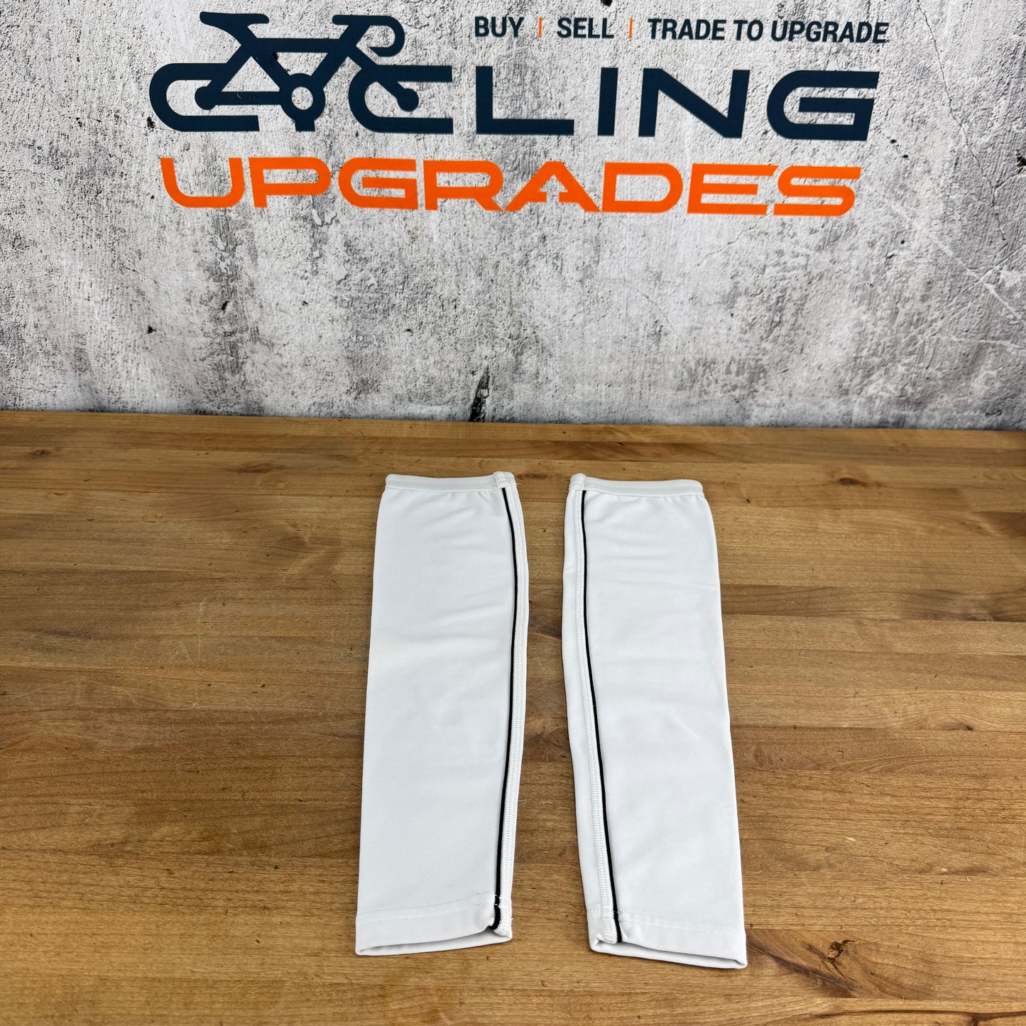 Rapha White Medium Cycling Arm Warmers