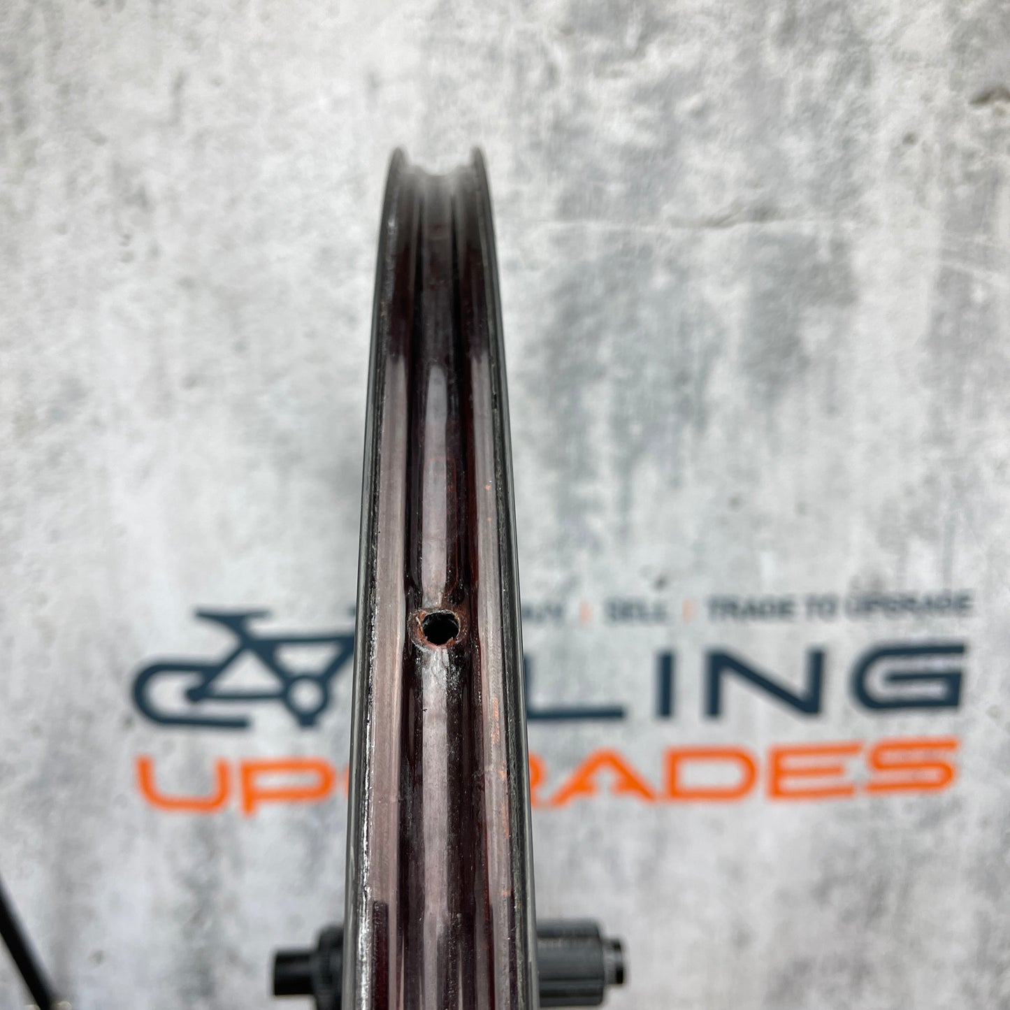 Cadex 65 Carbon Tubeless Hookless Road Bike Disc Brake Wheelset 700c 1545g