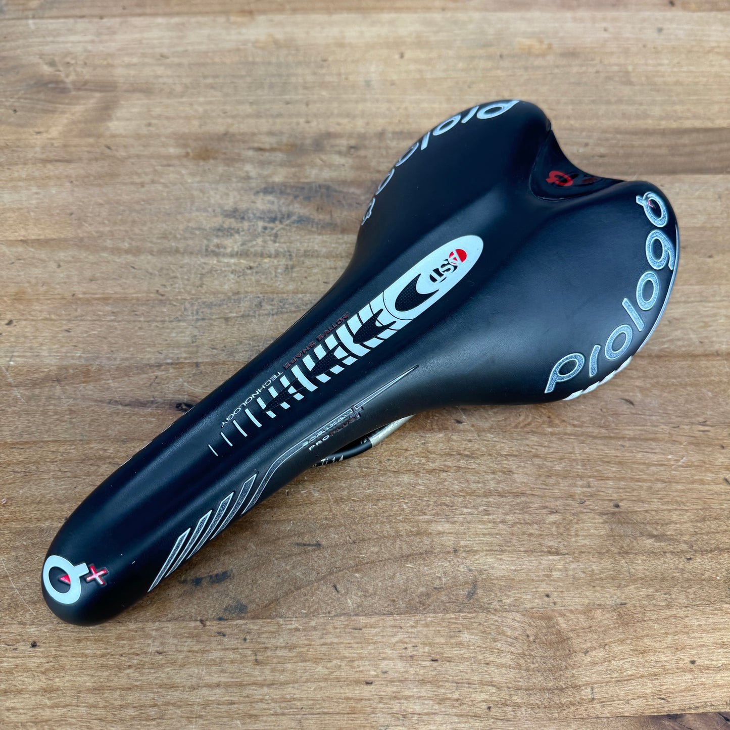 Prologo Scratch Pro Plus 143mm Pro 7x7mm Titanium 1.4 Rails Bike Saddle 292g