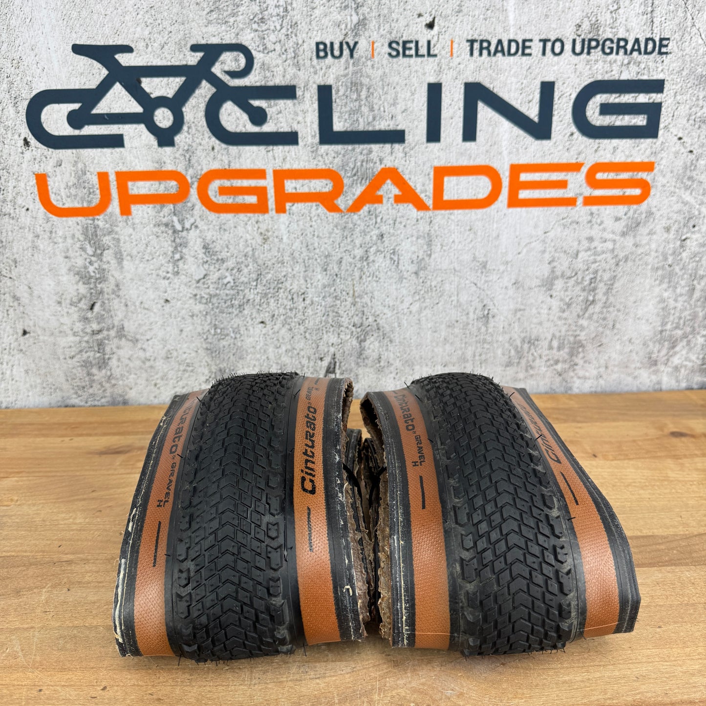 Low Mile Pirelli Cinturato Gravel M 650b x 50mm Tubeless Classic Tan Pair Tires