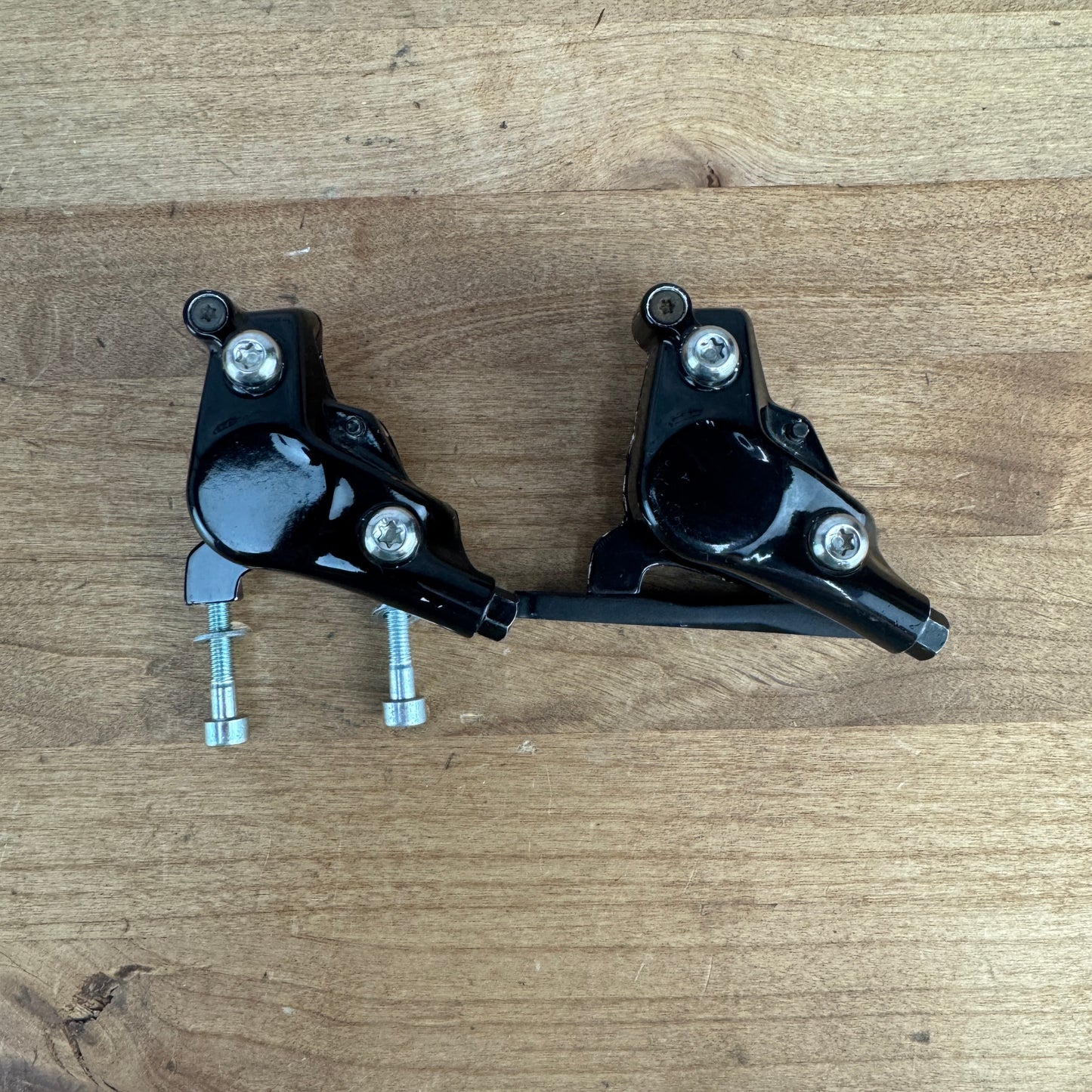 Low Mile SRAM Rival AXS Electronic 12-Speed Hydraulic Shifters Disc Brake Levers