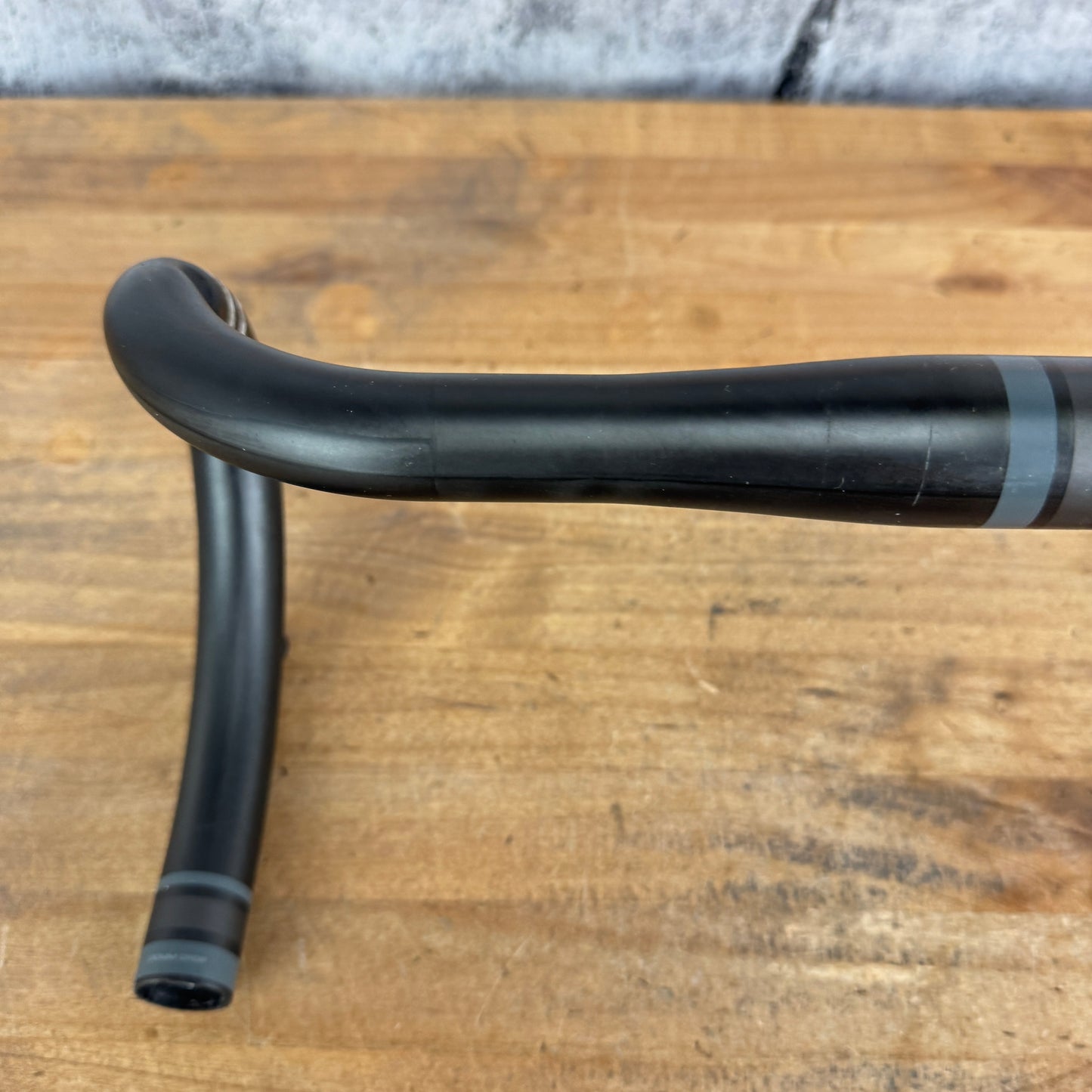 Cannondale Escape Hanger 44cm 31.8mm Carbon Bike Handlebar 197g