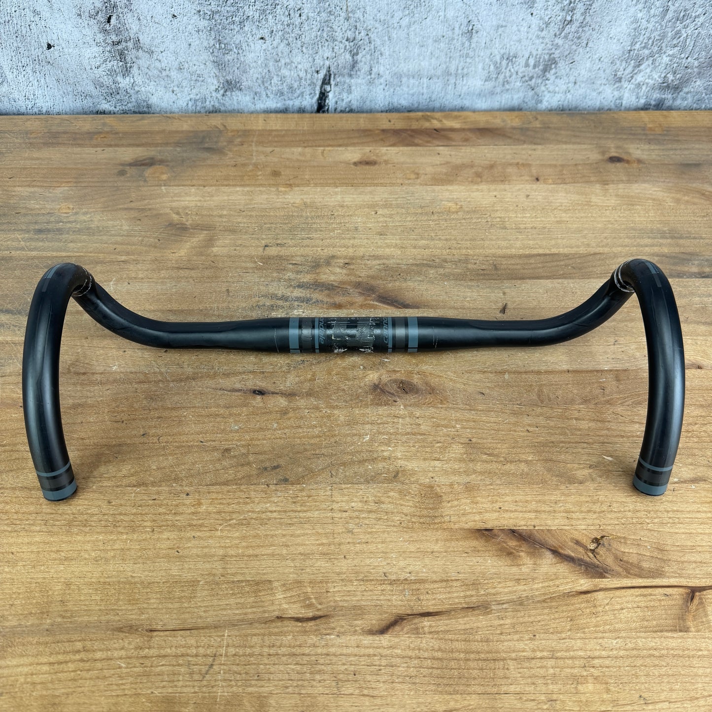 Cannondale Escape Hanger 44cm 31.8mm Carbon Bike Handlebar 197g