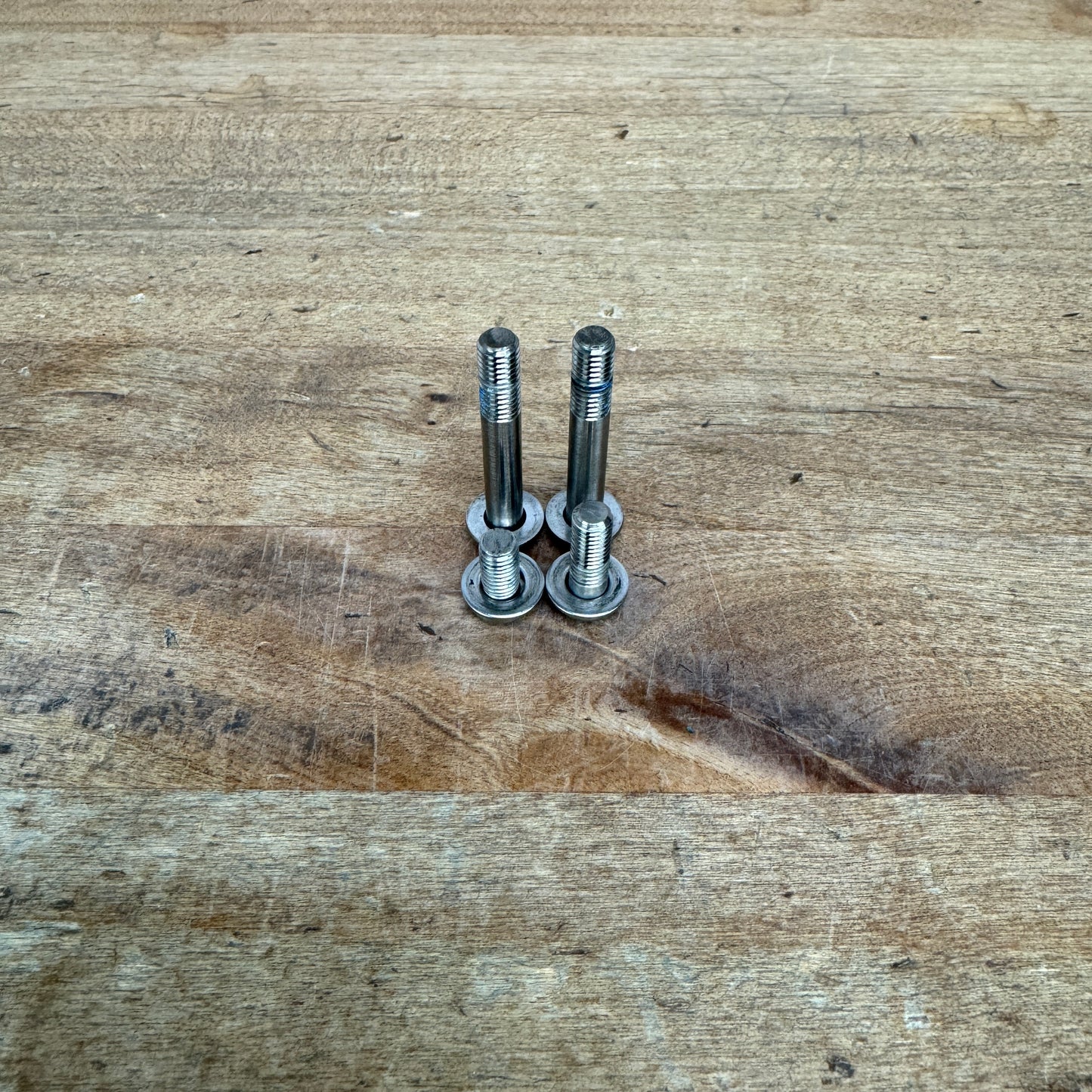 SRAM Red Flat-Mount Two-Piece Bike Disc Brake Pair Calipers w/ Lines 309g