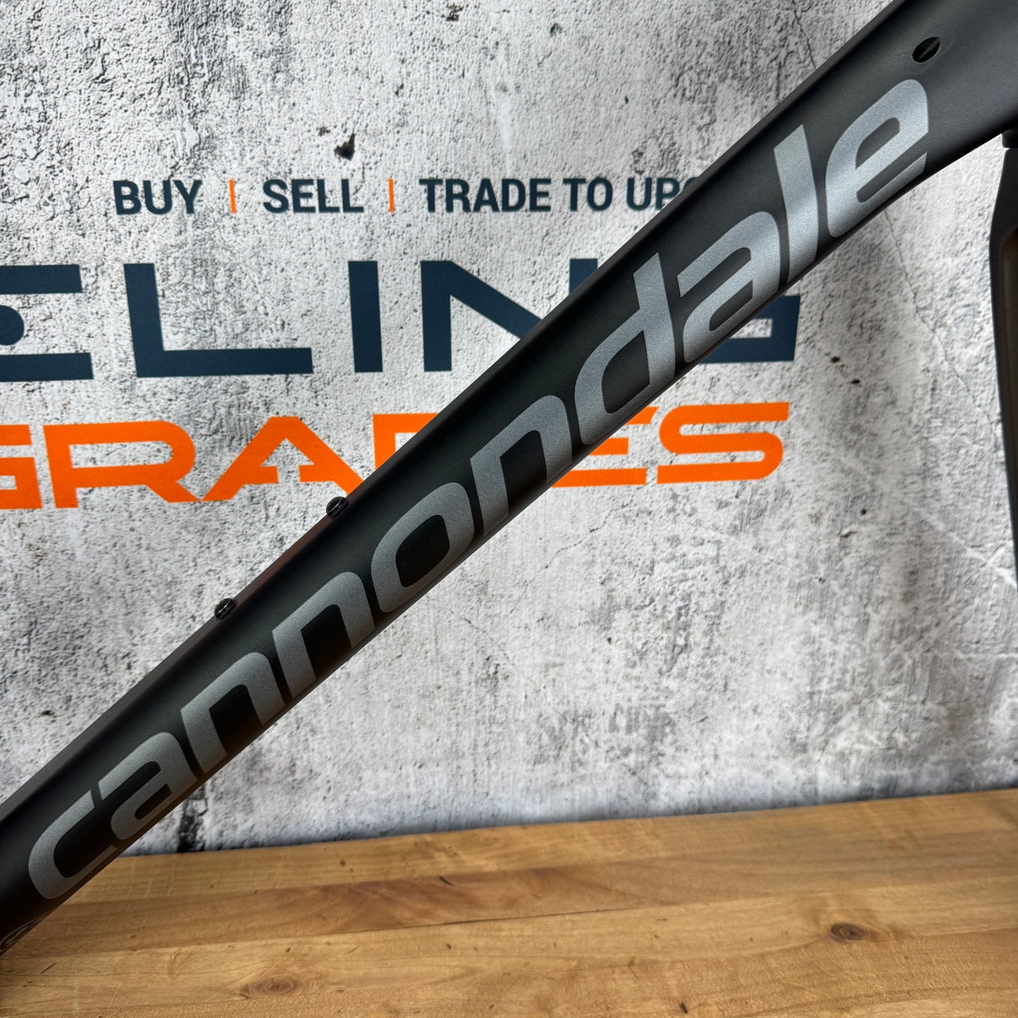 Low Mile! 2017 Cannondale CAAD12 56cm Rim Brake Alloy Frameset 700c 1572g