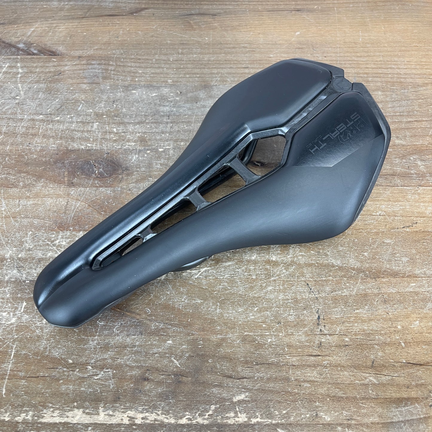 Shimano Pro Team 7x9mm Carbon Rails 142mm Road Bike Saddle 170g