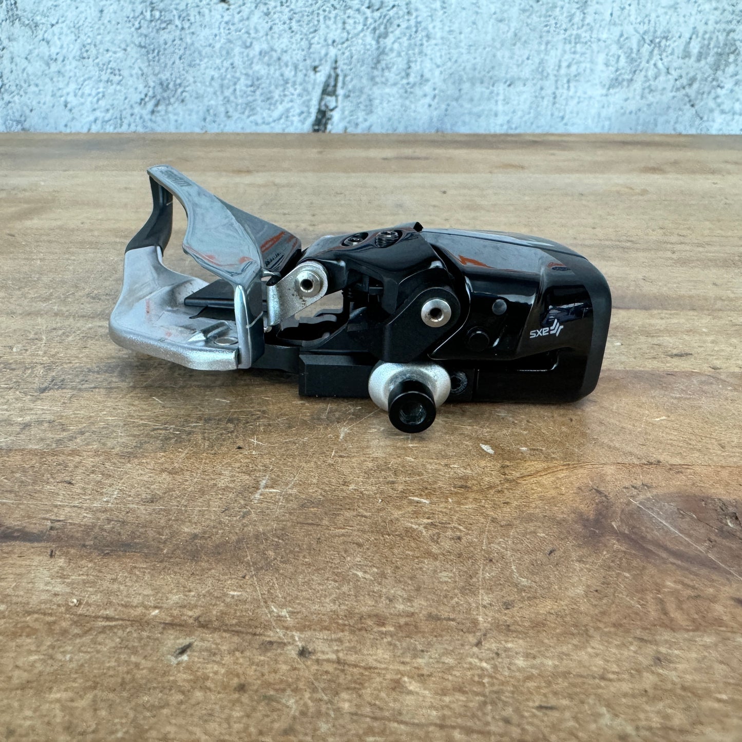 SRAM Red AXS eTap D1 Electronic 12-Speed Braze-On Front Derailleur + Battery