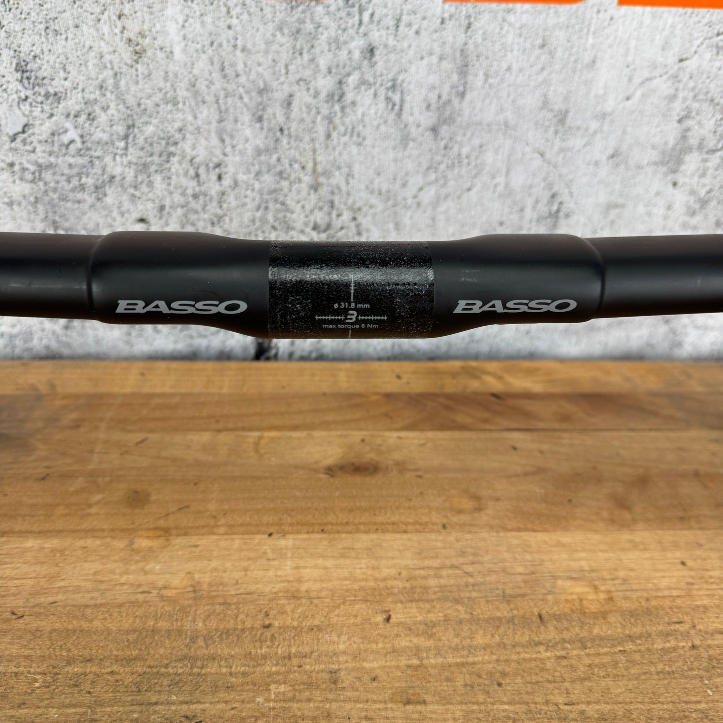 Basso Gravel 42/47cm Carbon 31.8mm Round Drop Bar Gravel Handlebar 296g