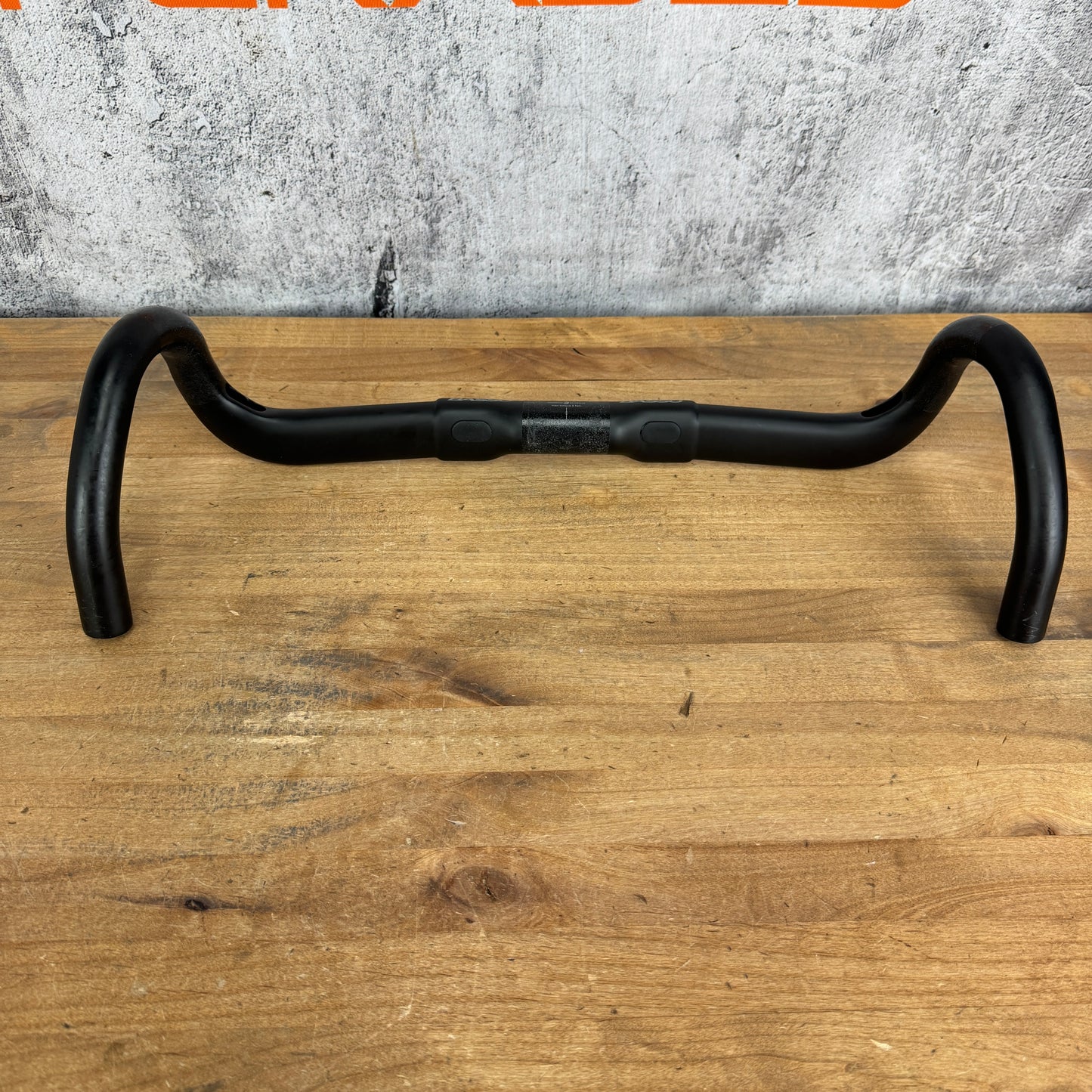 Basso Gravel 42/47cm Carbon 31.8mm Round Drop Bar Gravel Handlebar 296g