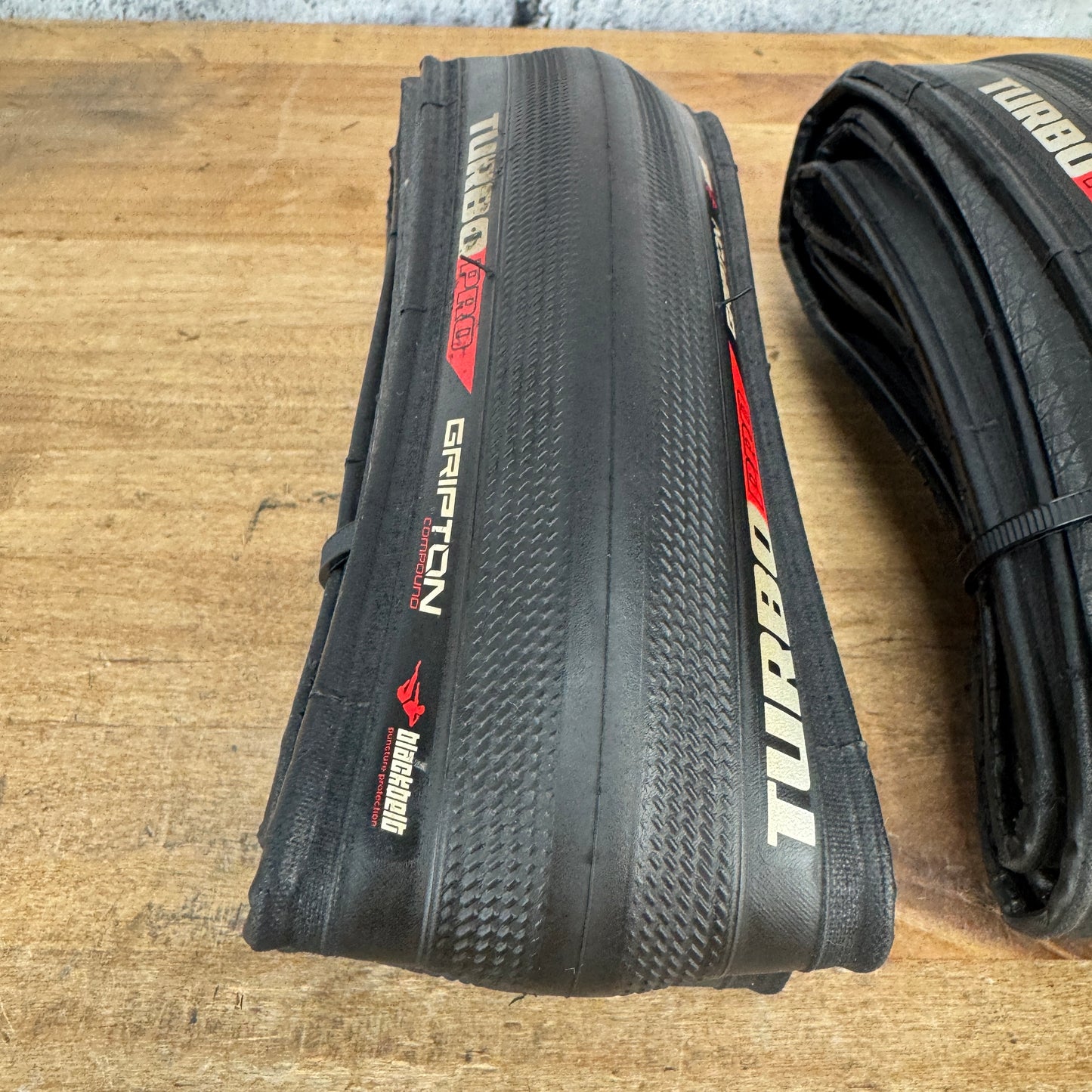 Low Mile! Pair Specialized S-Works Turbo Pro Gripton 700c x 26mm Clincher Tires