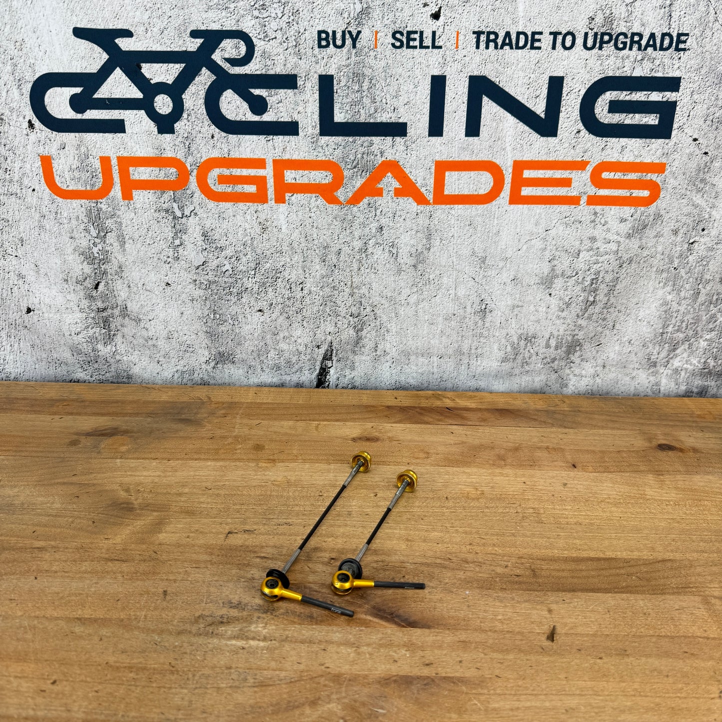 Tune U20 Carbon Titanium 100/130mm Gold Quick Release Skewers 27g