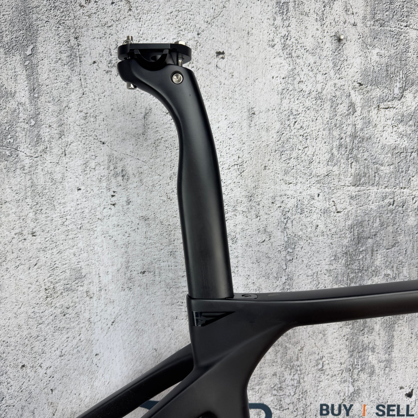 Mint! 2023 Pinarello Grevil F9 Size 53 (54cm) Carbon Disc Brake Gravel Frameset