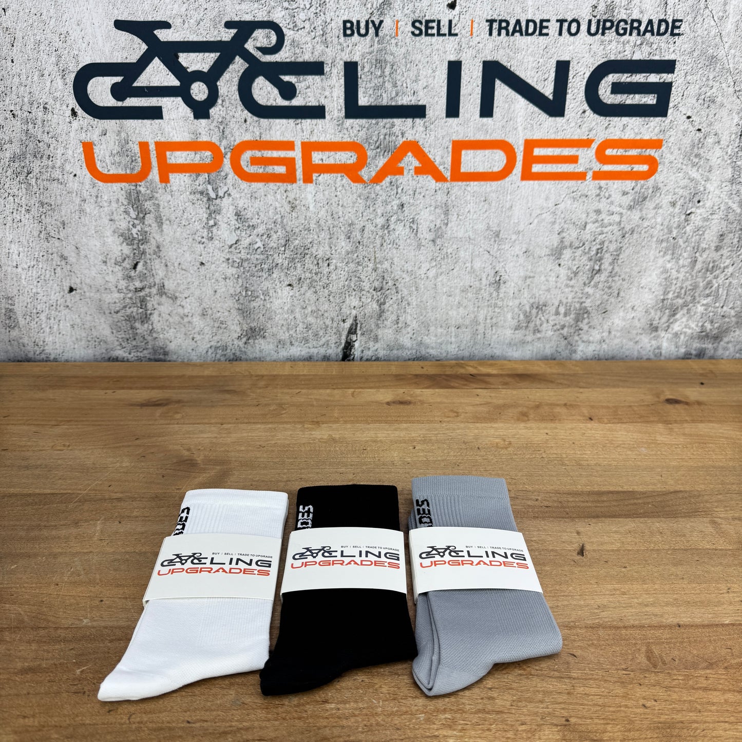 CyclingUpgrades Cycling Crew Length Socks White/Black/Gray Unisex Adult