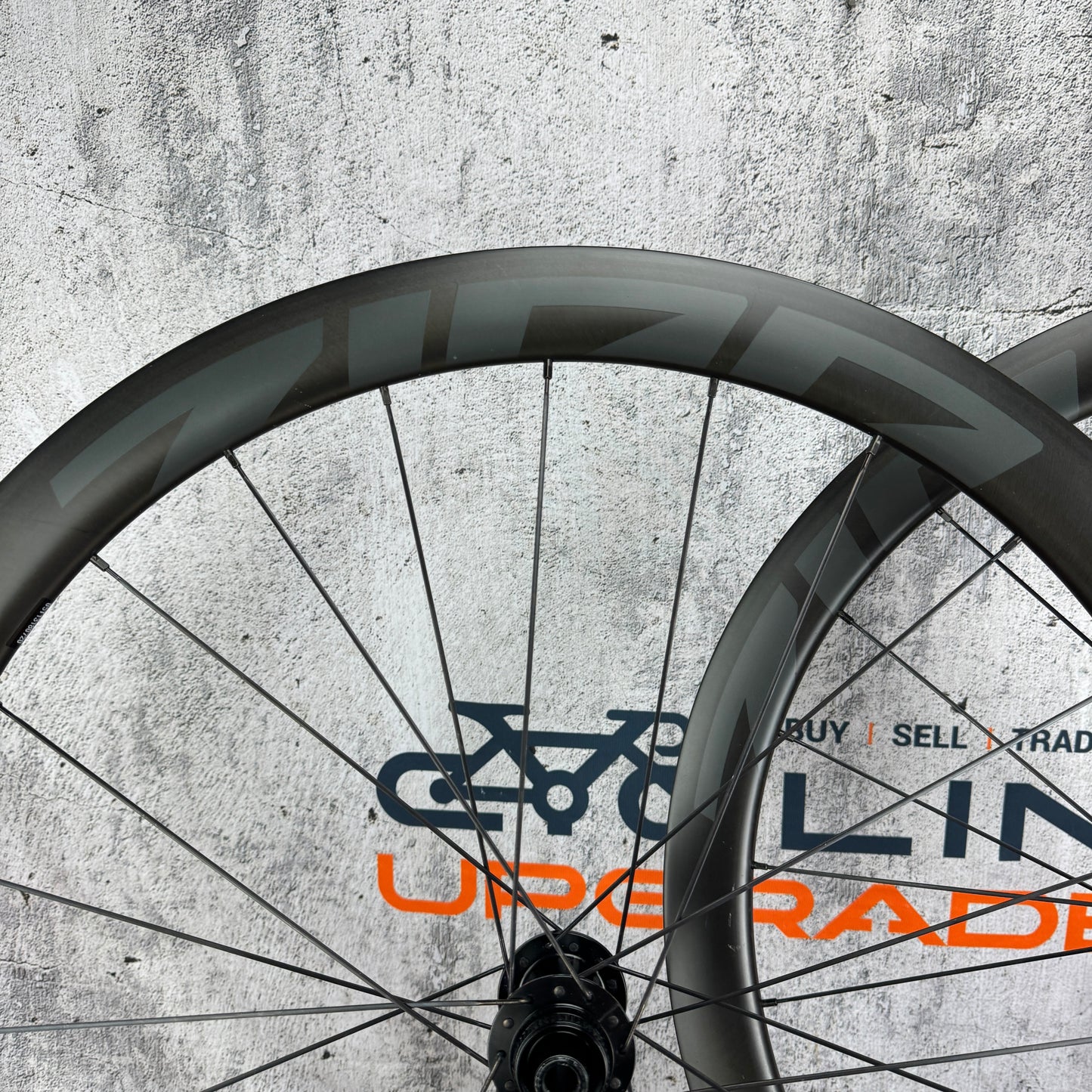 Zipp 303s Carbon Tubeless Hookless Disc Brake Wheelset 700c 76/176 Hubs 1544g