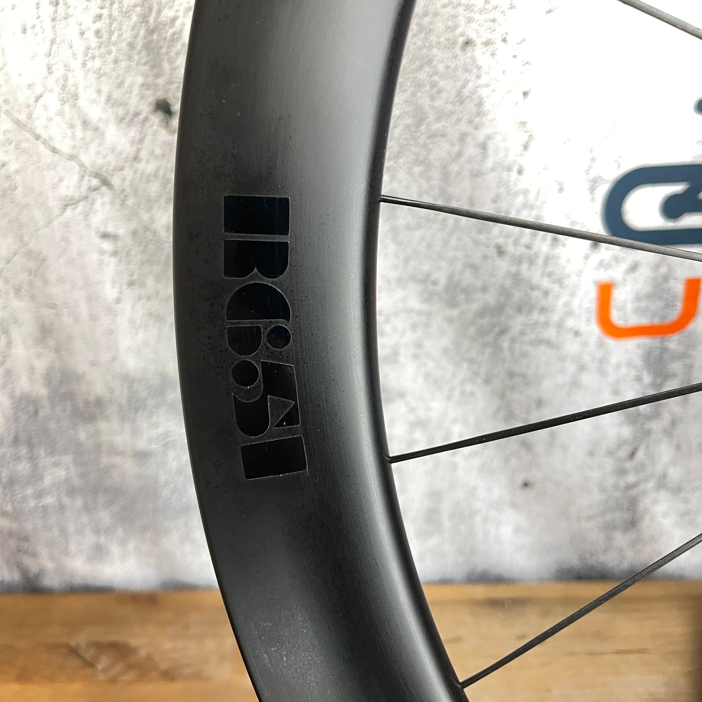 Officine Mattio RV5V 50mm Carbon Tubeless Wheelset 700c Disc Brake Carbon-Ti Hub