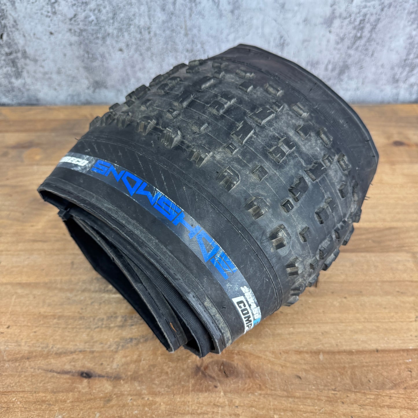 Snow Shoe Veetireco Silca Compound 26" x 4.8" Single Tubeless Fat Bike Tire