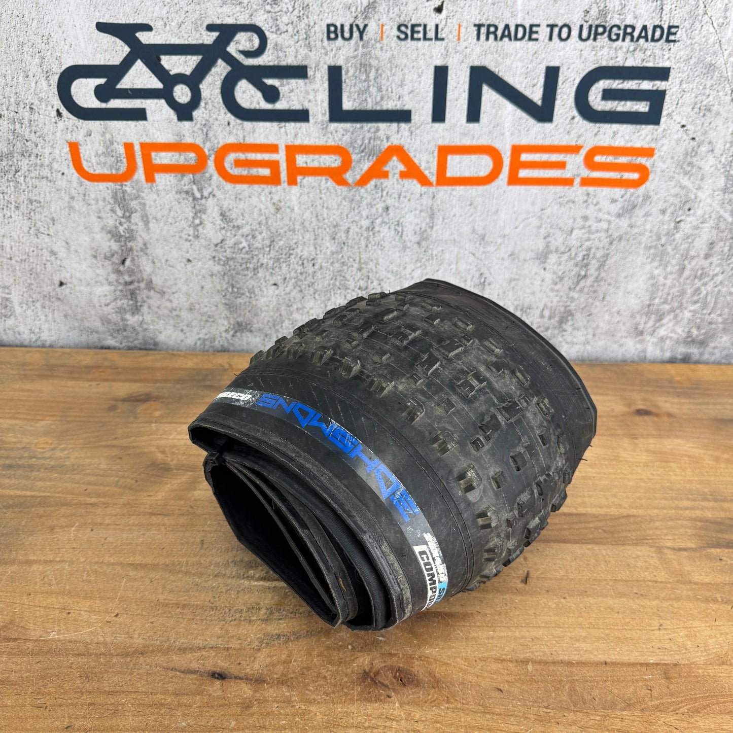 Snow Shoe Veetireco Silca Compound 26" x 4.8" Single Tubeless Fat Bike Tire