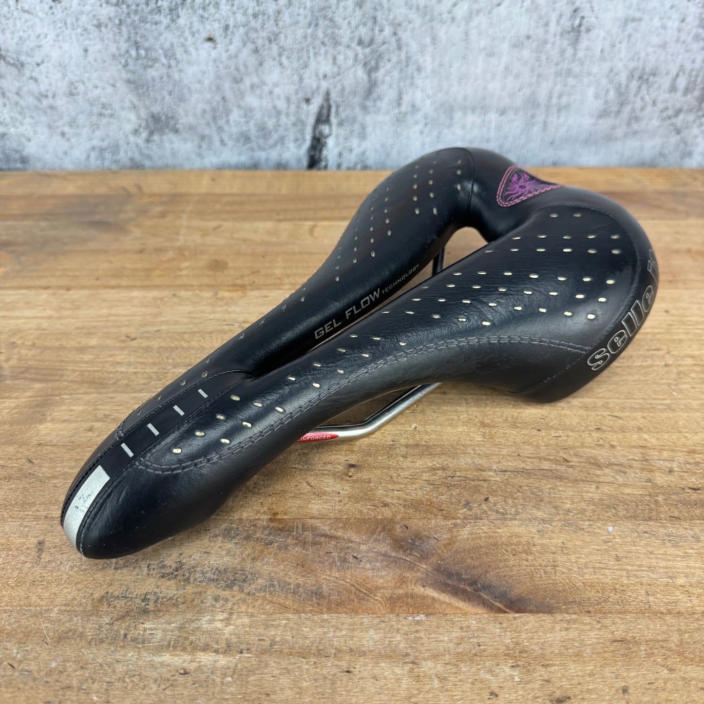 Selle Italia Diva Gel Superflow 152mm 7x7 Alloy Rails Women's Bike Saddle 260g