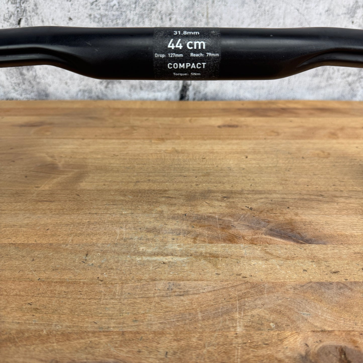 Enve Compact 44cm Carbon 31.8mm Round Drop Bar Handlebar 195g