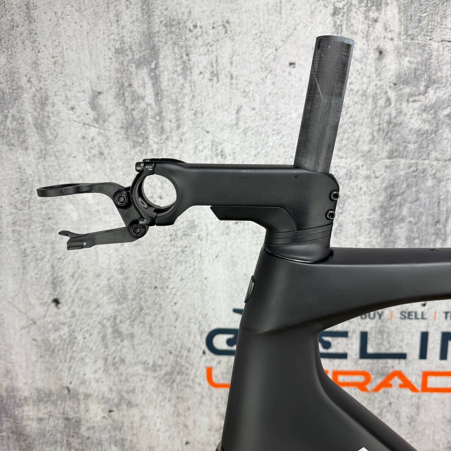 Low Mile! 2023 Trek Domane SLR Gen 4 58cm Carbon Disc Frameset 700c 2353g