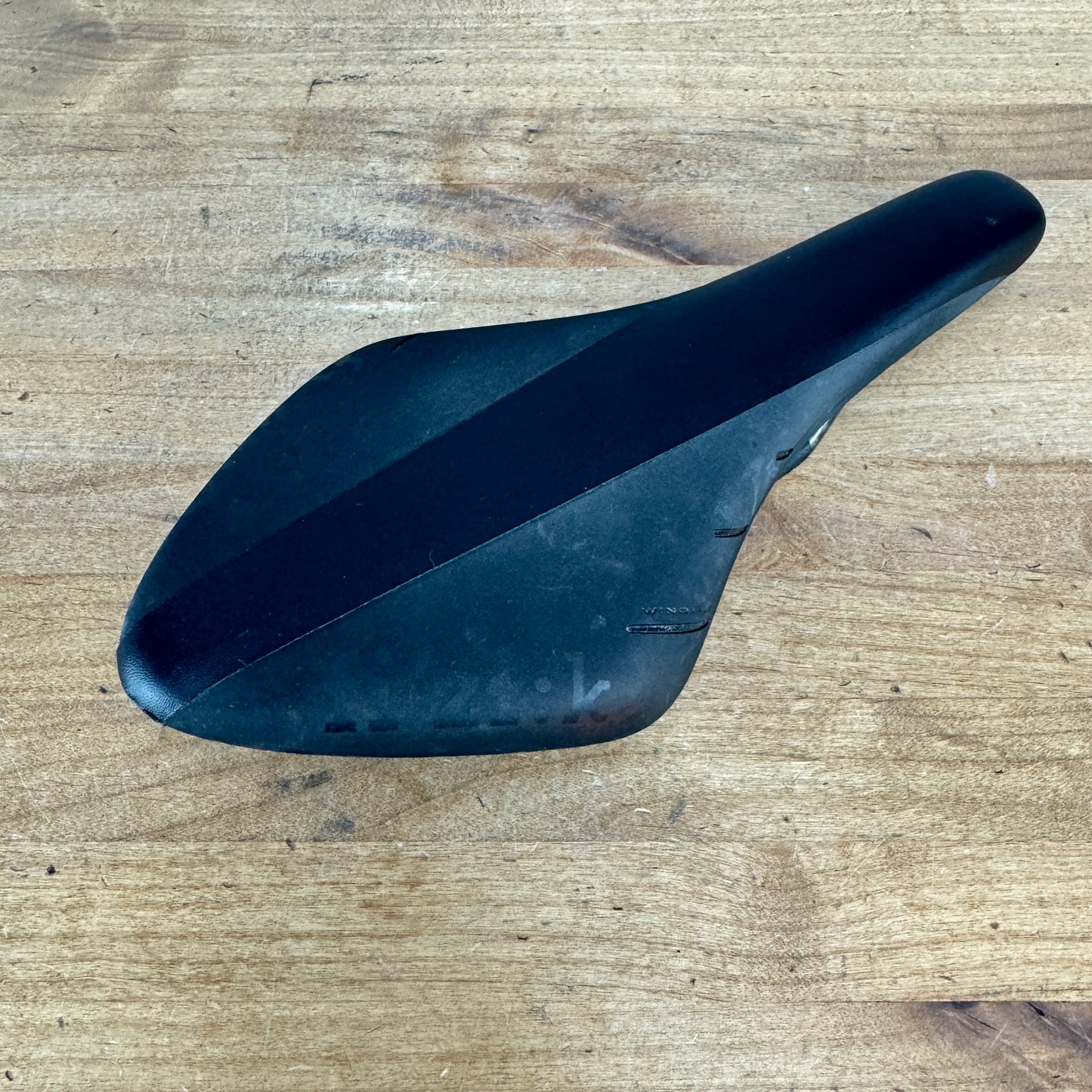 Fizik Arione R1 126mm 7x9mm Braided Carbon Rails Bike Saddle 183g