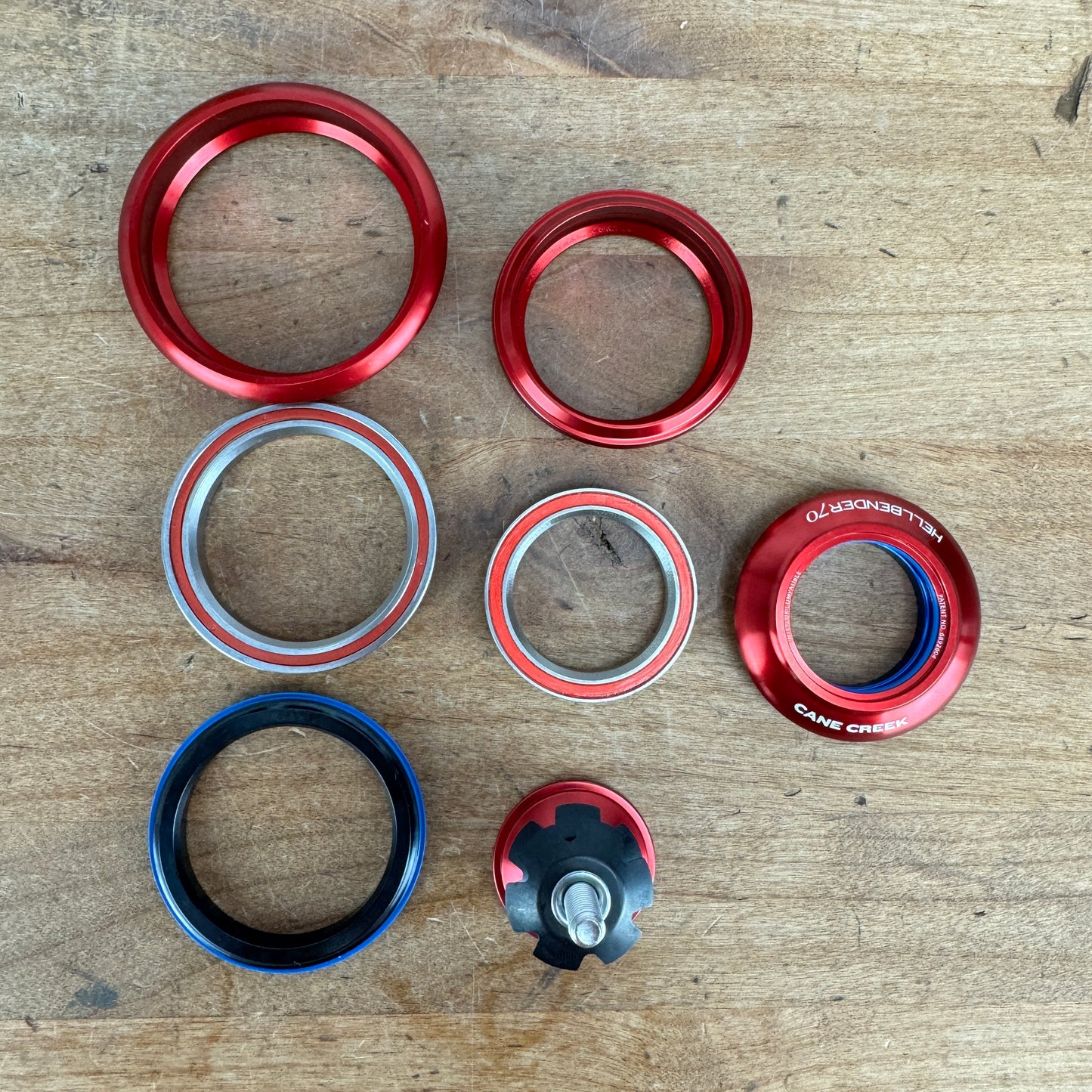 New! Cane Creek Hellbender 70 1 1/8" ZS44/28.6/H8 ZS56/40 BAA1186 Red Headset