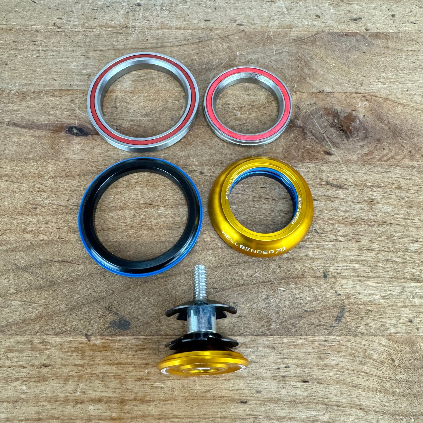New! Cane Creek Hellbender 70 1 1/8" IS42/28.6/H9 IS52/40 BAA1189 Gold Headset