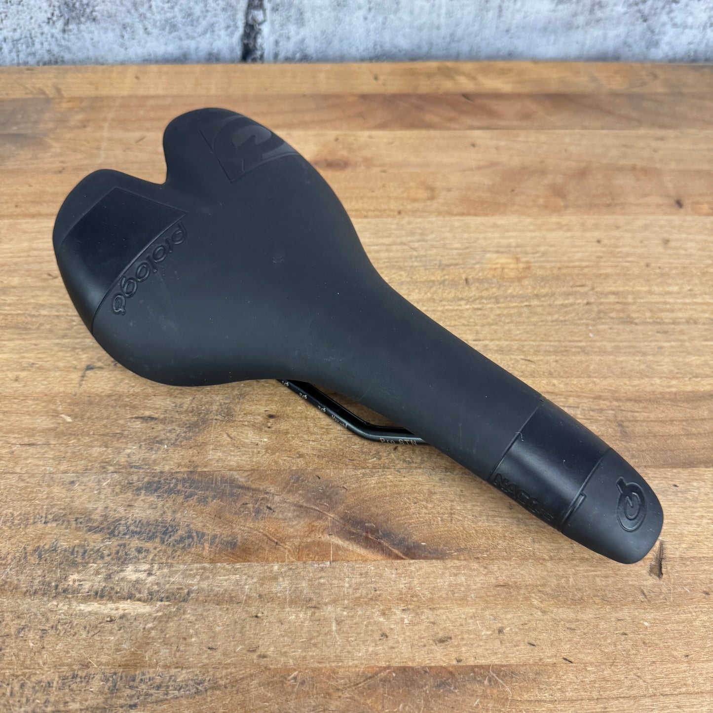 Prologo Nago RS 7x7mm Steel Rails 132mm Saddle 267g