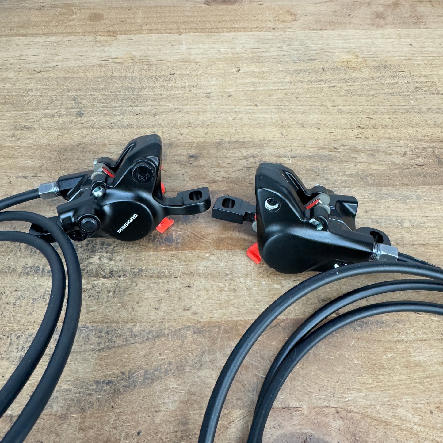 Shimano BL-MT201 Front & Rear Brake Lever & Hydraulic Disc Brake Calipers