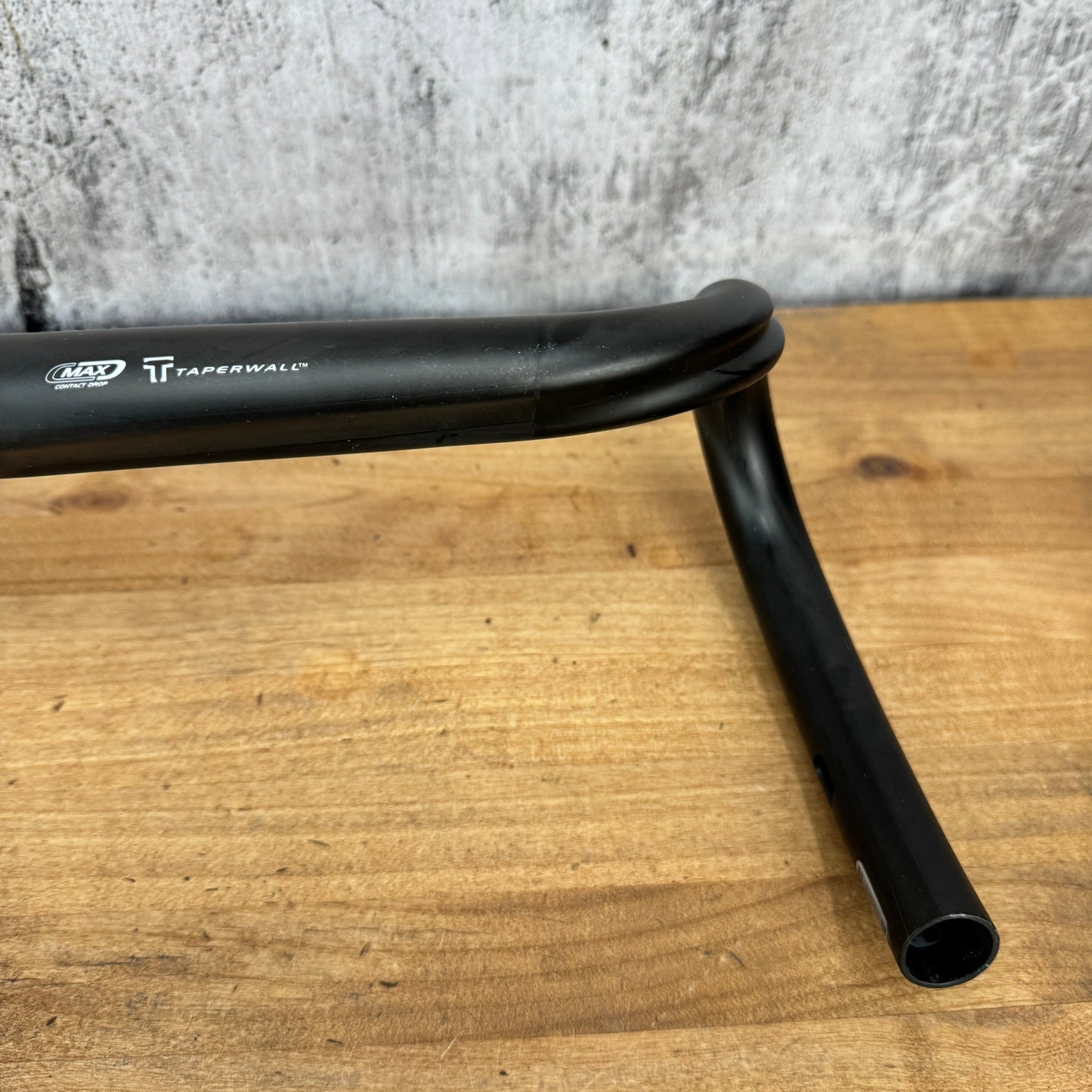 New Takeoff! Easton EC70 AX Carbon Gravel 46/53cm 31.8mm Handlebar MSRP $250