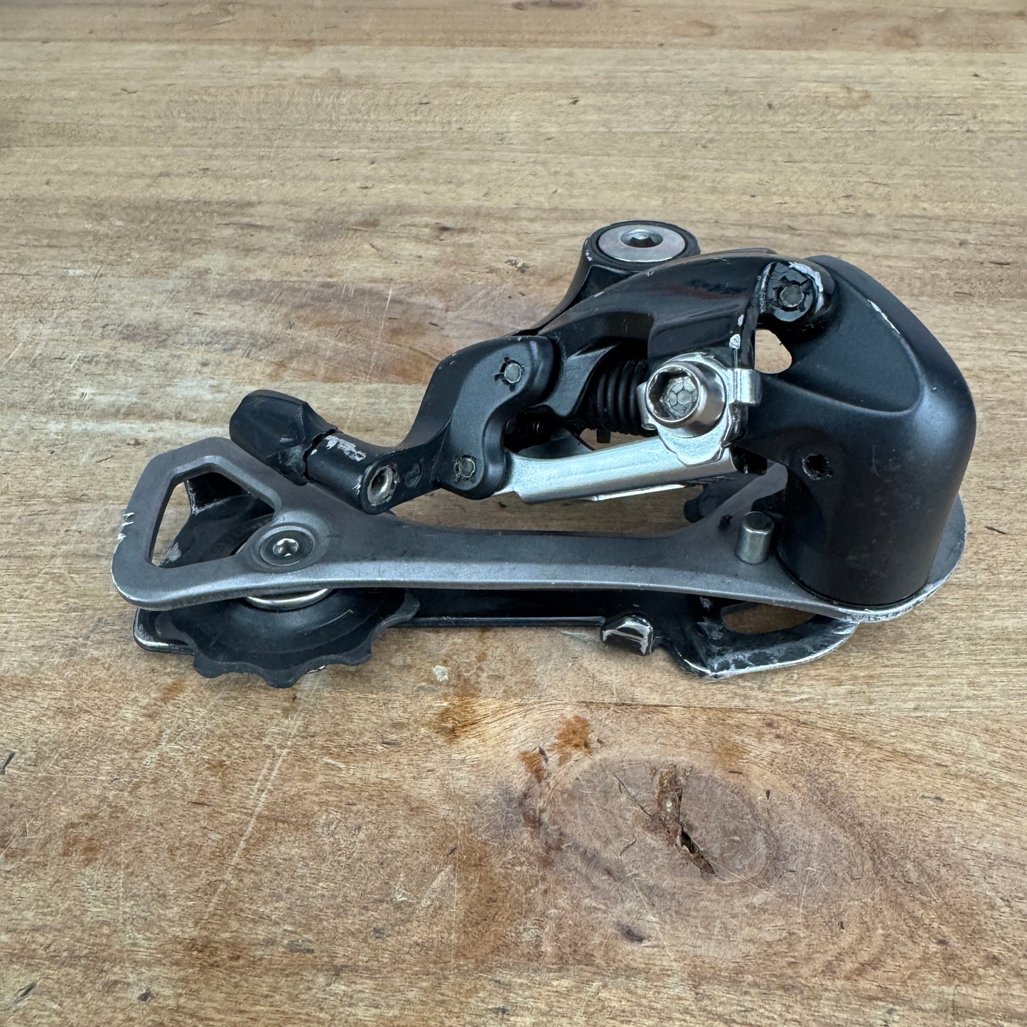 Shimano 105 RD-5700 10-Speed Mechanical Bike Rear Derailleur 239g