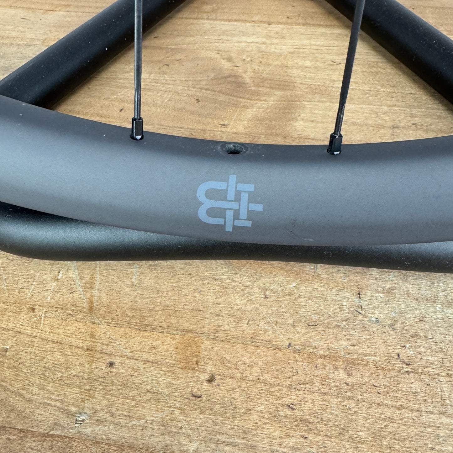 Black Inc Twenty Seven Carbon Tubeless MTB Boost Disc Wheelset 29" 1672g