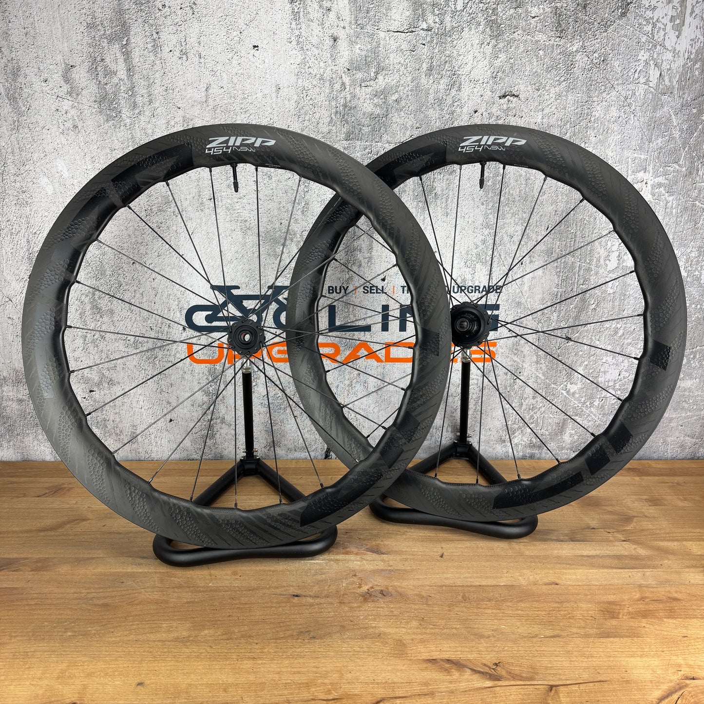 Zipp 454 NSW Carbon Tubeless Hookless Disc Brake Wheelset 700c 1431g