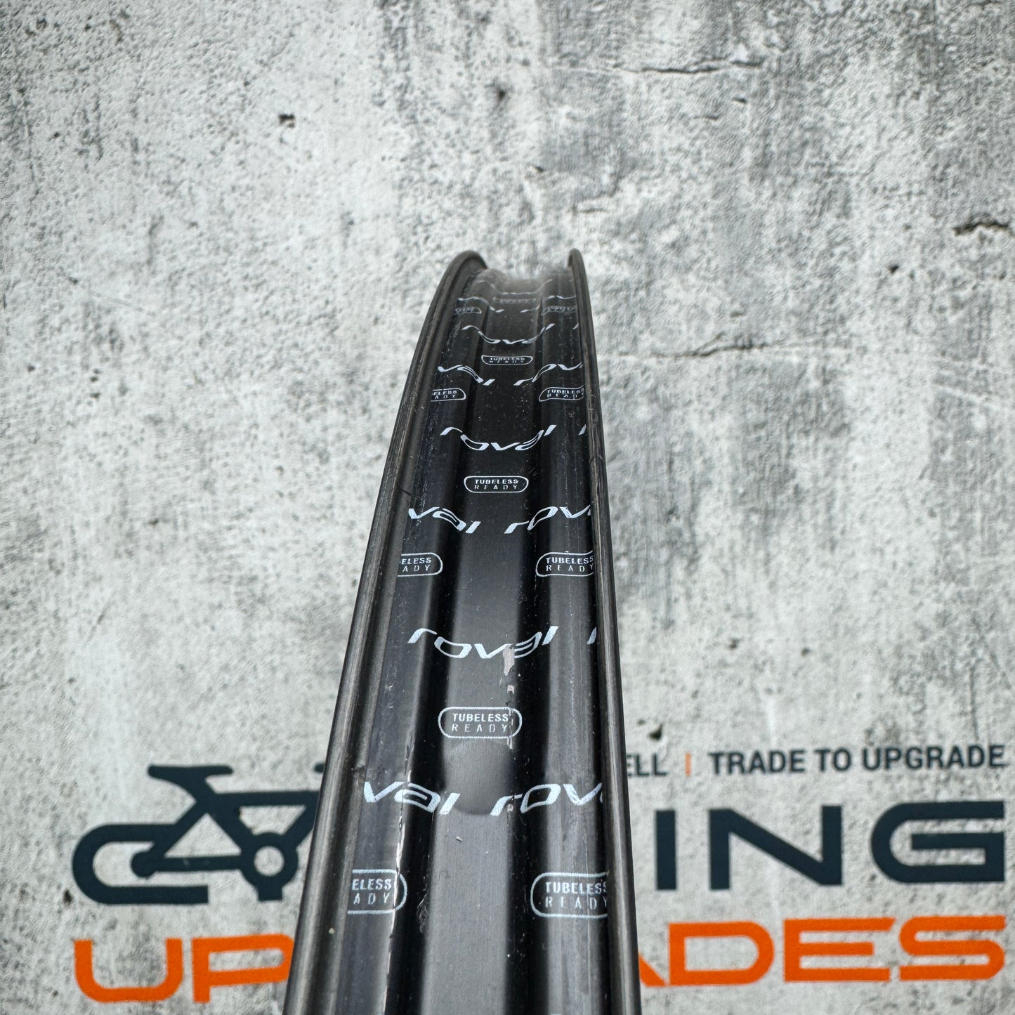 Light Use! Roval Terra CLX II Disc Brake Tubeless Carbon Gravel Wheelset 1267g