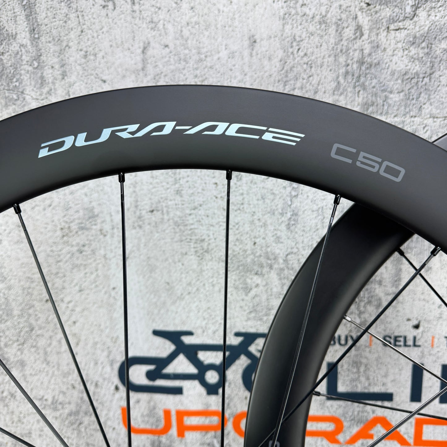 Shimano Dura-Ace C50 WH-R9270 Carbon Tubeless Disc Wheelset 700c 1477g