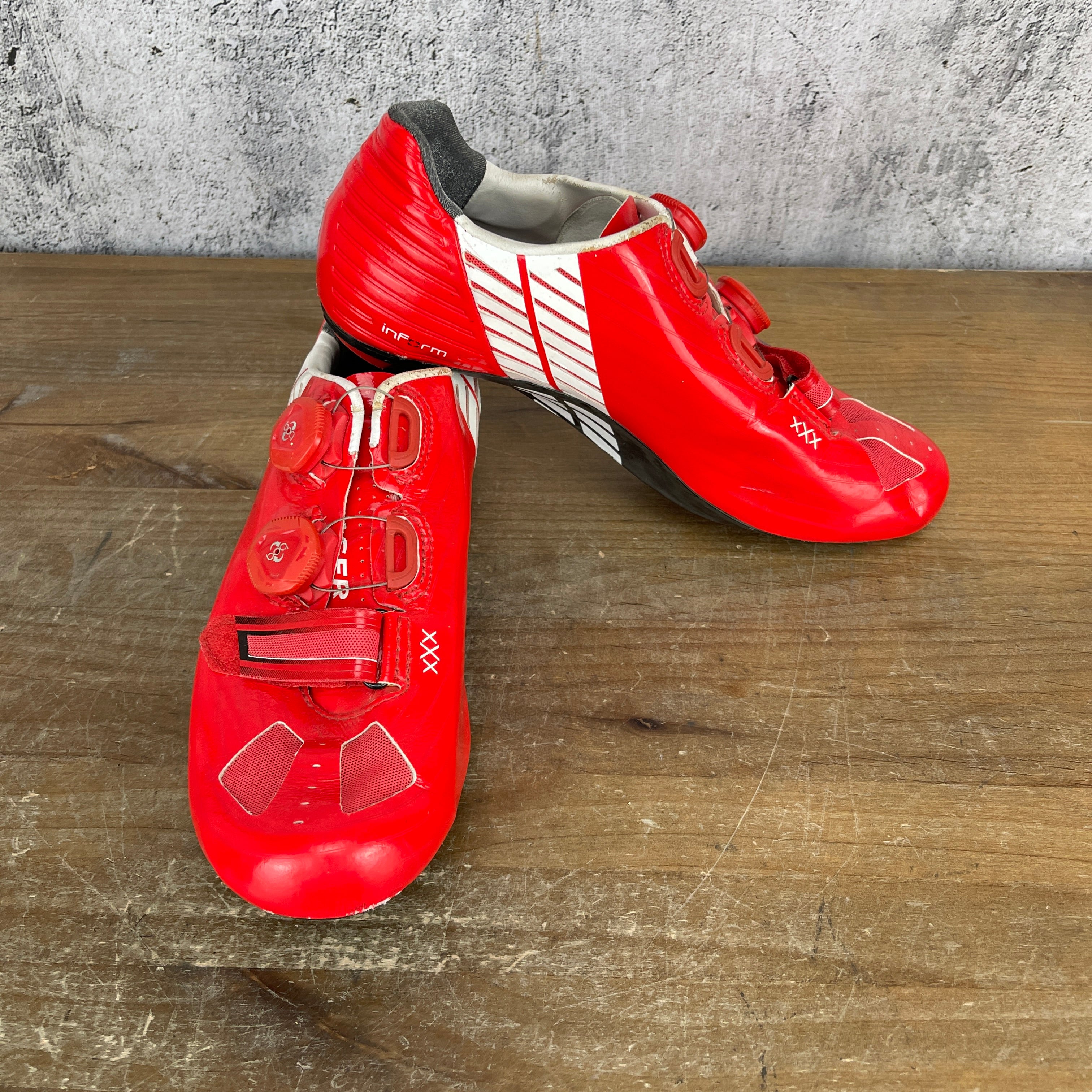 Bontrager Road Size EU 43 US 10 3-Bolt Red Road Bike Cycling Shoes