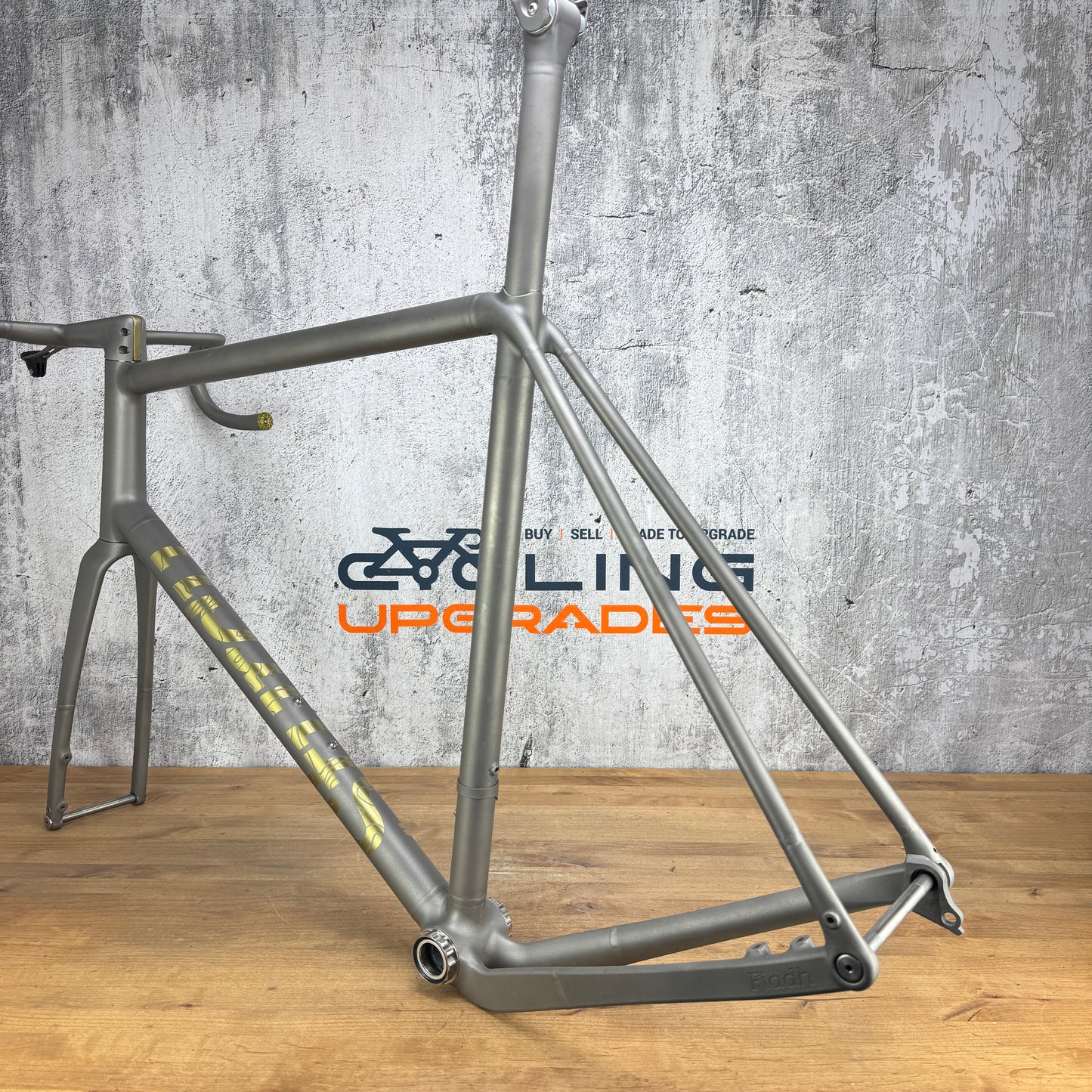 Low Mile! 2024 Sturdy Cycles Fiadh 60cm Titanium Bike Frameset Module 700c 2955g