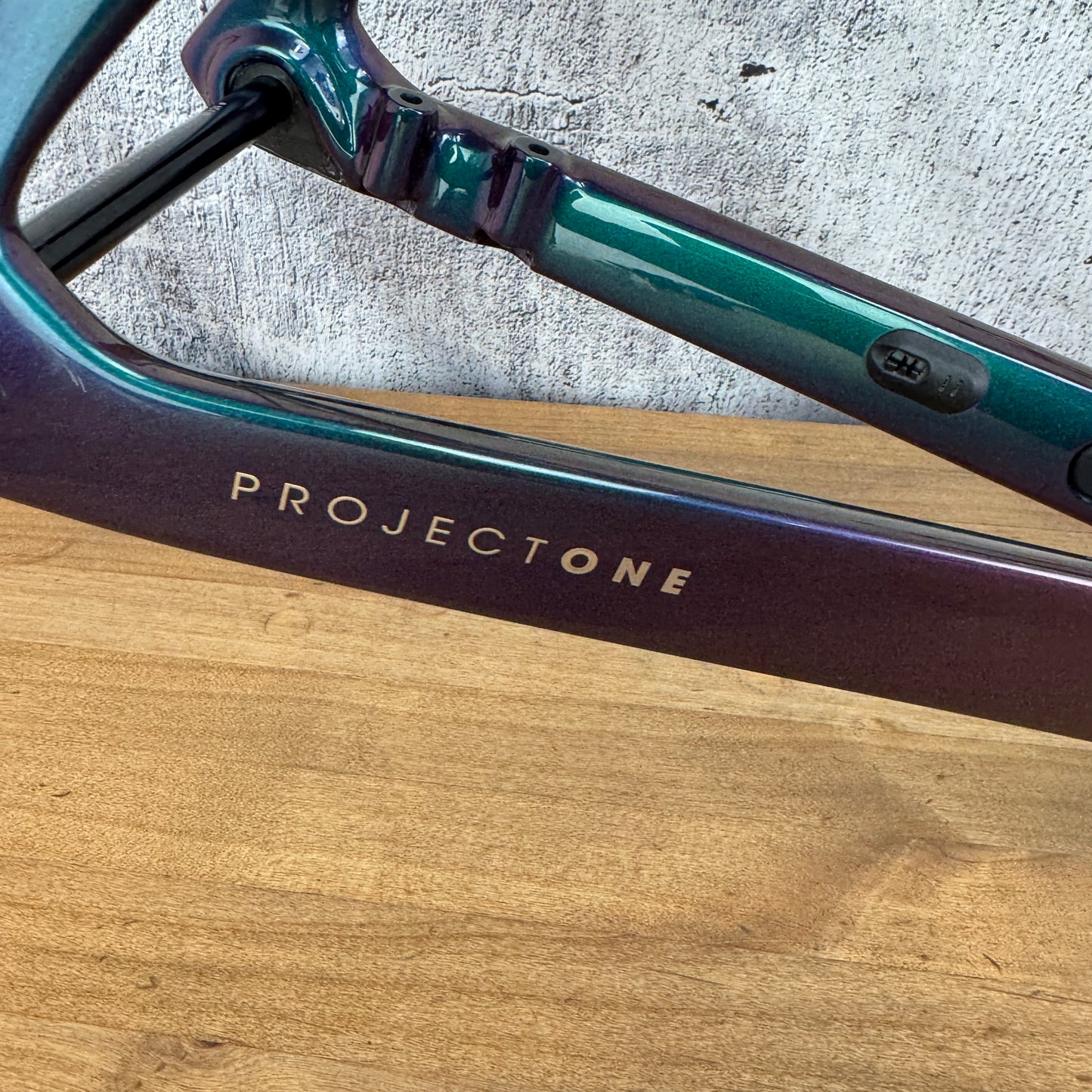 New! 2022 Trek Madone SLR 9 Gen 6 60cm Carbon Disc Frameset 700c Amethyst 2748g