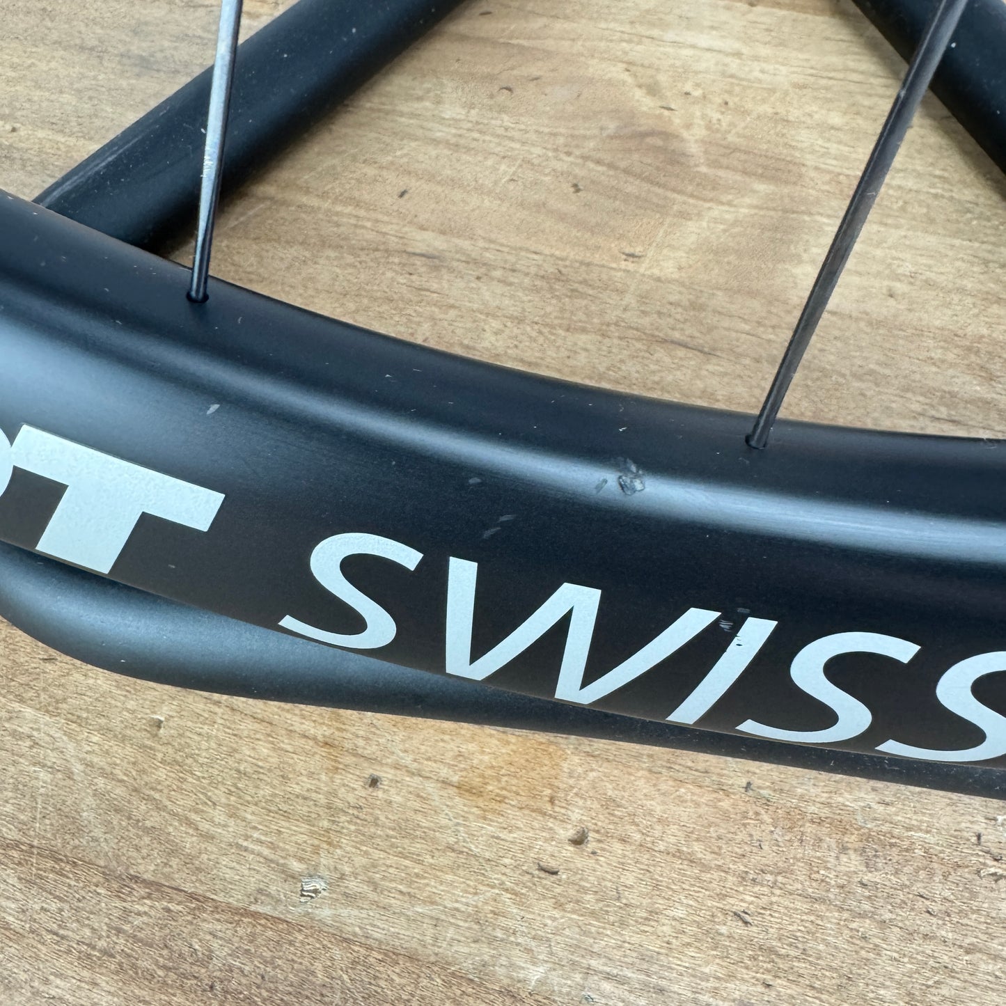 Low Mile! DT Swiss GRC 1100 DICUT Carbon Tubeless Disc Wheelset 700c 1597g
