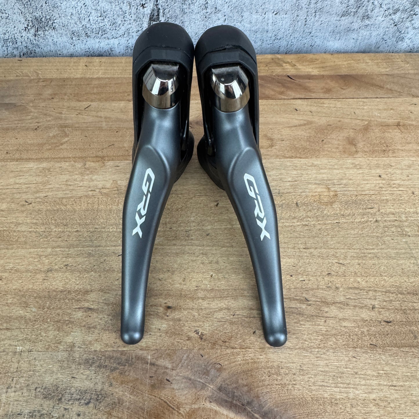 Shimano GRX ST-RX810 11-Speed Mechanical 1x Shifters + Hydraulic Disc Calipers