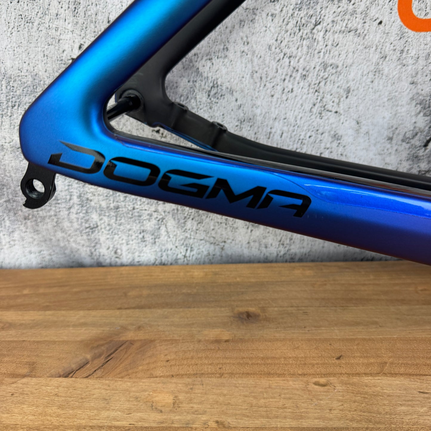 Mint! 2025 Pinarello Dogma F 55cm Carbon Disc Frameset 700c Luxter Blue 1816g