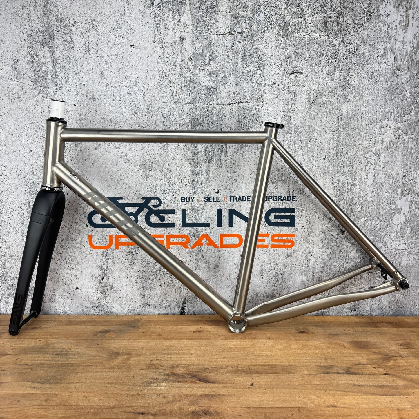 Low Mile! 2024 Ritte SaTyr 56cm Titanium Disc Enve Chris King Frameset 700c 2260g