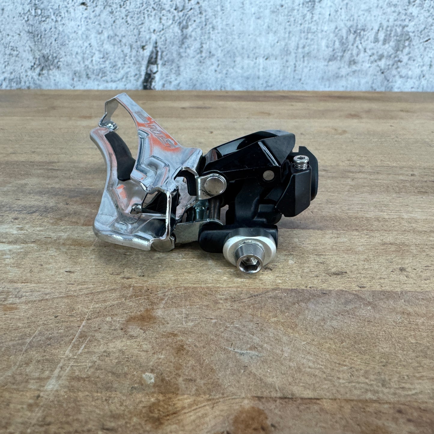 Shimano 105 FD-R7000 11-Speed Braze-On Mechanical Bike Front Derailleur 95g