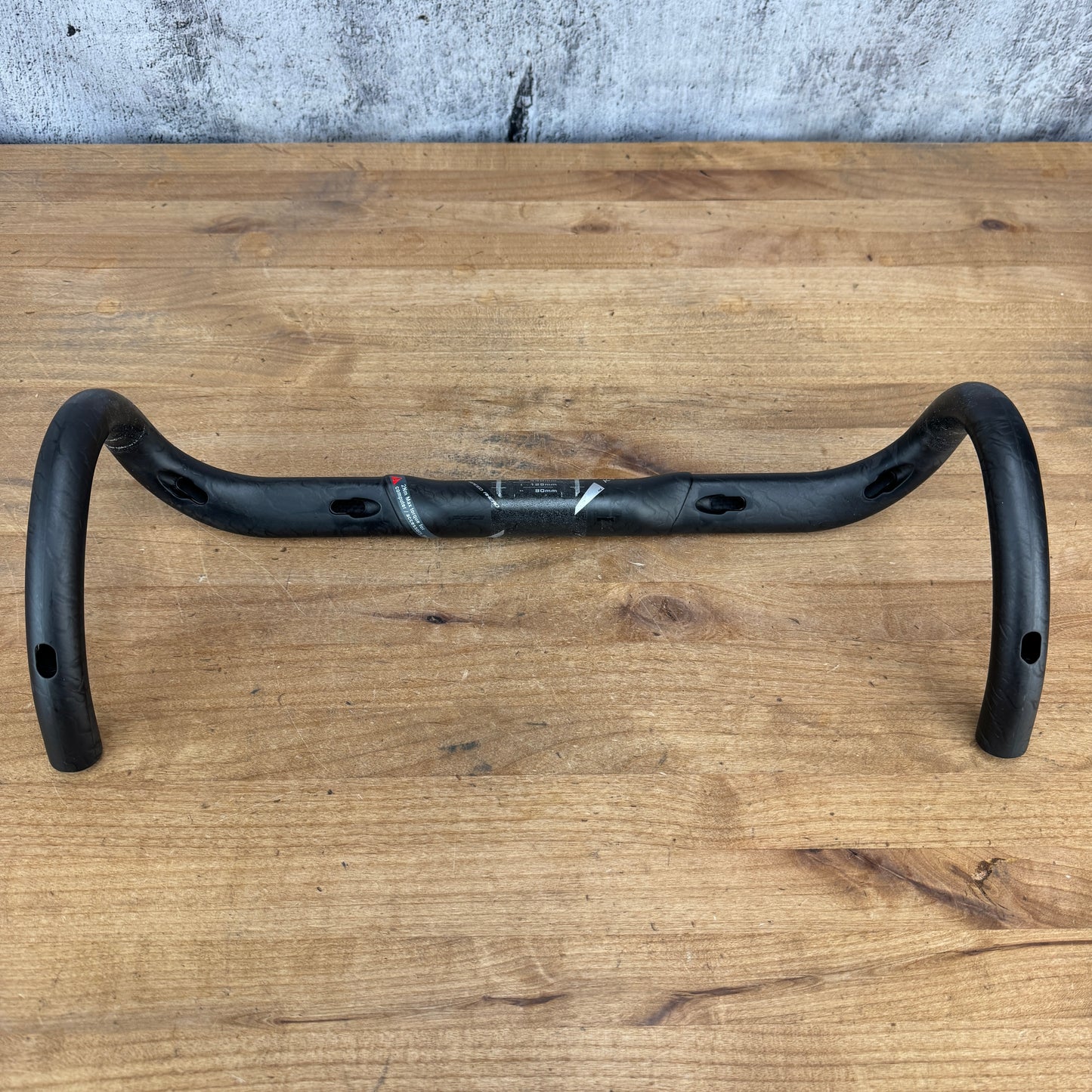 FSA K-Force 44cm (42cm @ Hoods) 31.8mm Internal Routing Carbon Handlebar 210g