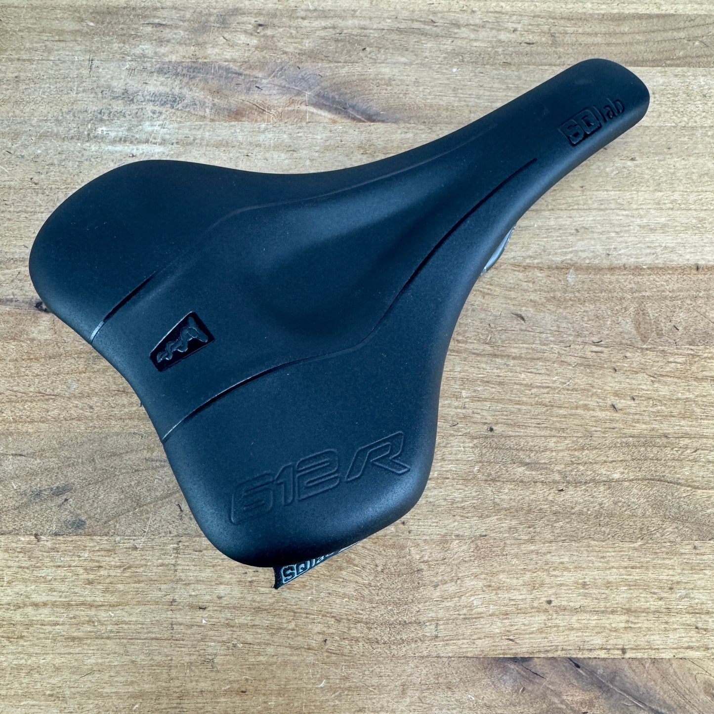 Low Mile! Sqlab 612 Ergowave R 7x9mm Carbon Rails 150mm Bike Saddle 139g