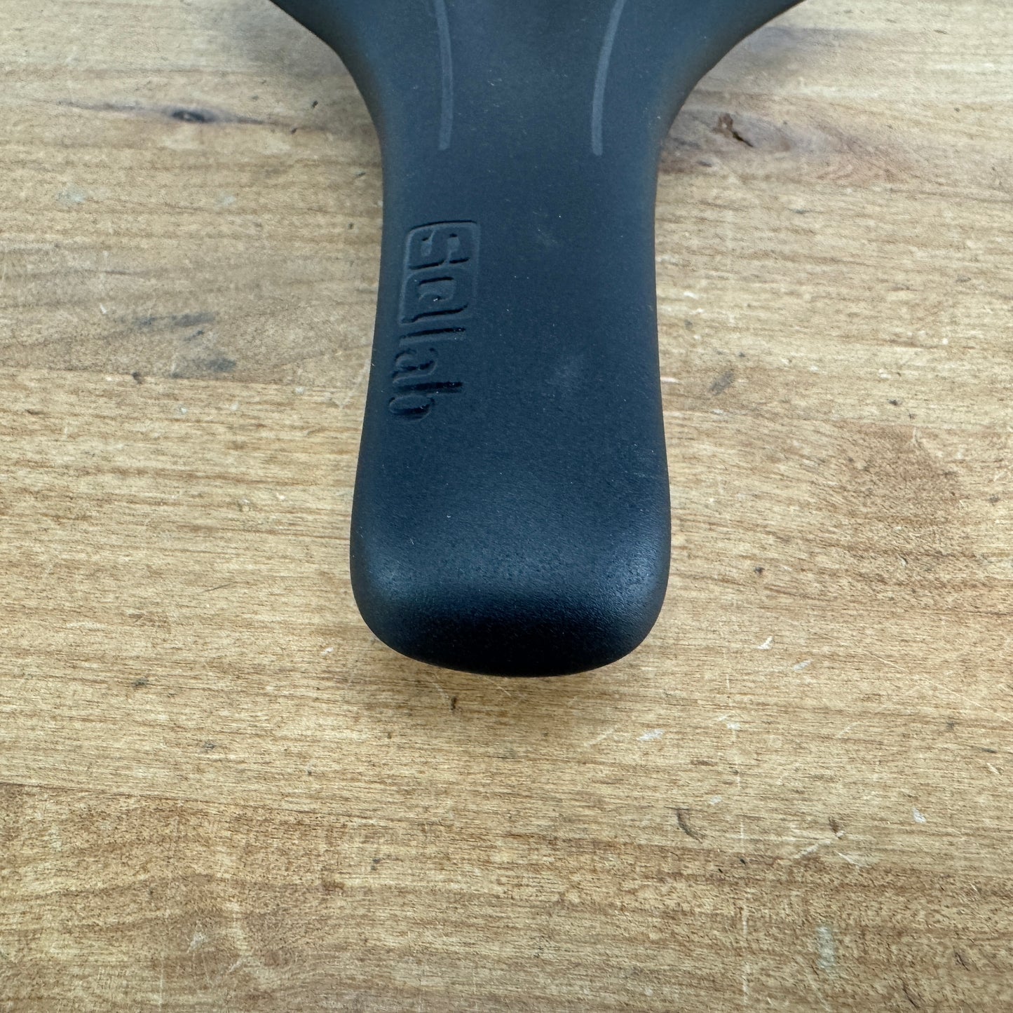 Low Mile! Sqlab 612 Ergowave R 7x9mm Carbon Rails 150mm Bike Saddle 139g