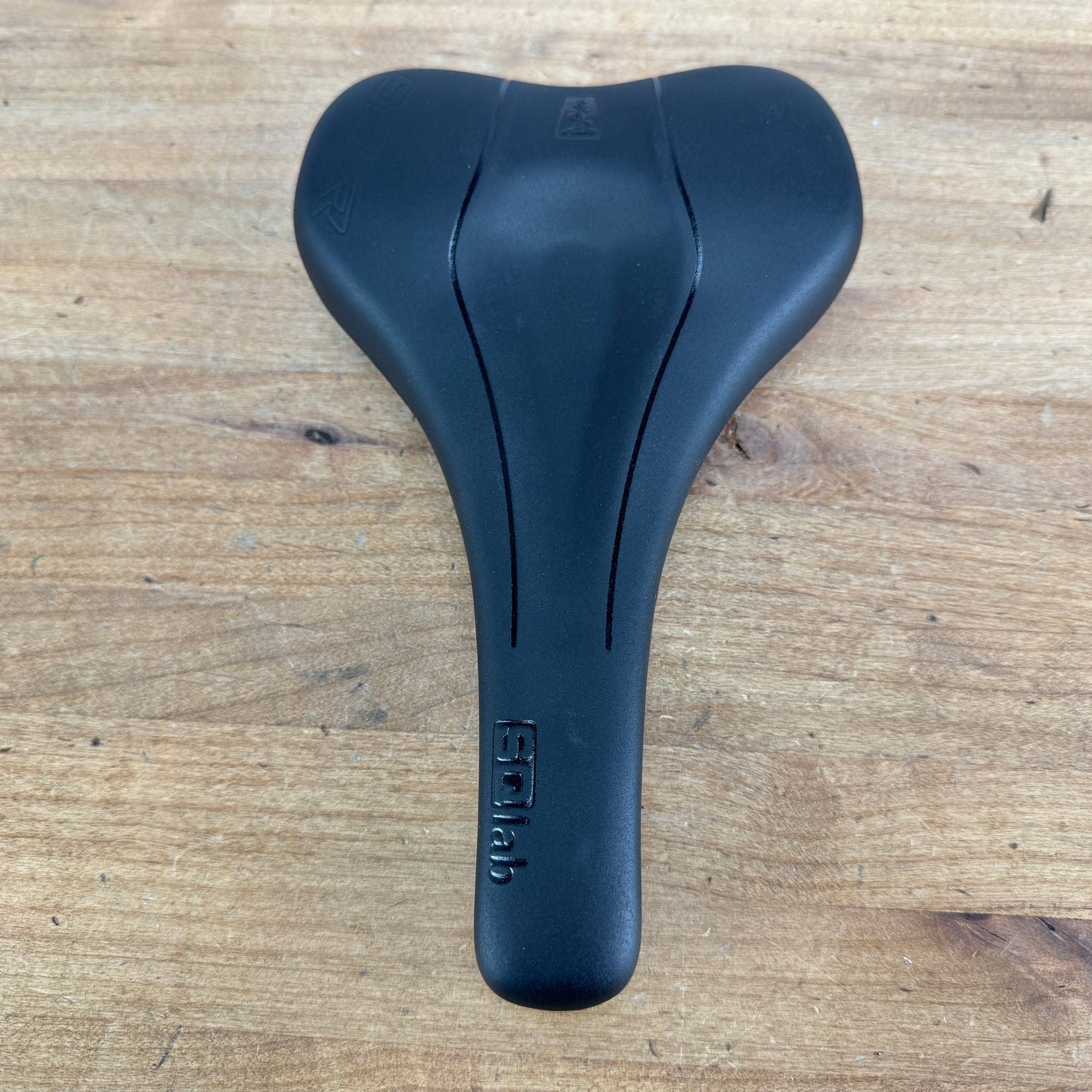 Low Mile! Sqlab 612 Ergowave R 7x9mm Carbon Rails 150mm Bike Saddle 139g