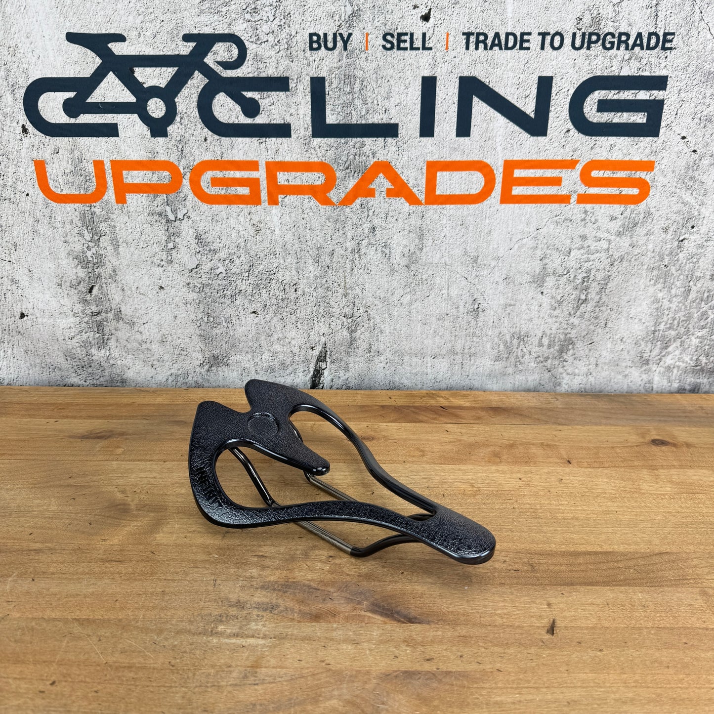 New! Infinity Chrome NX Black 7x7mm Stainless Rails Comfort Bike Saddle
