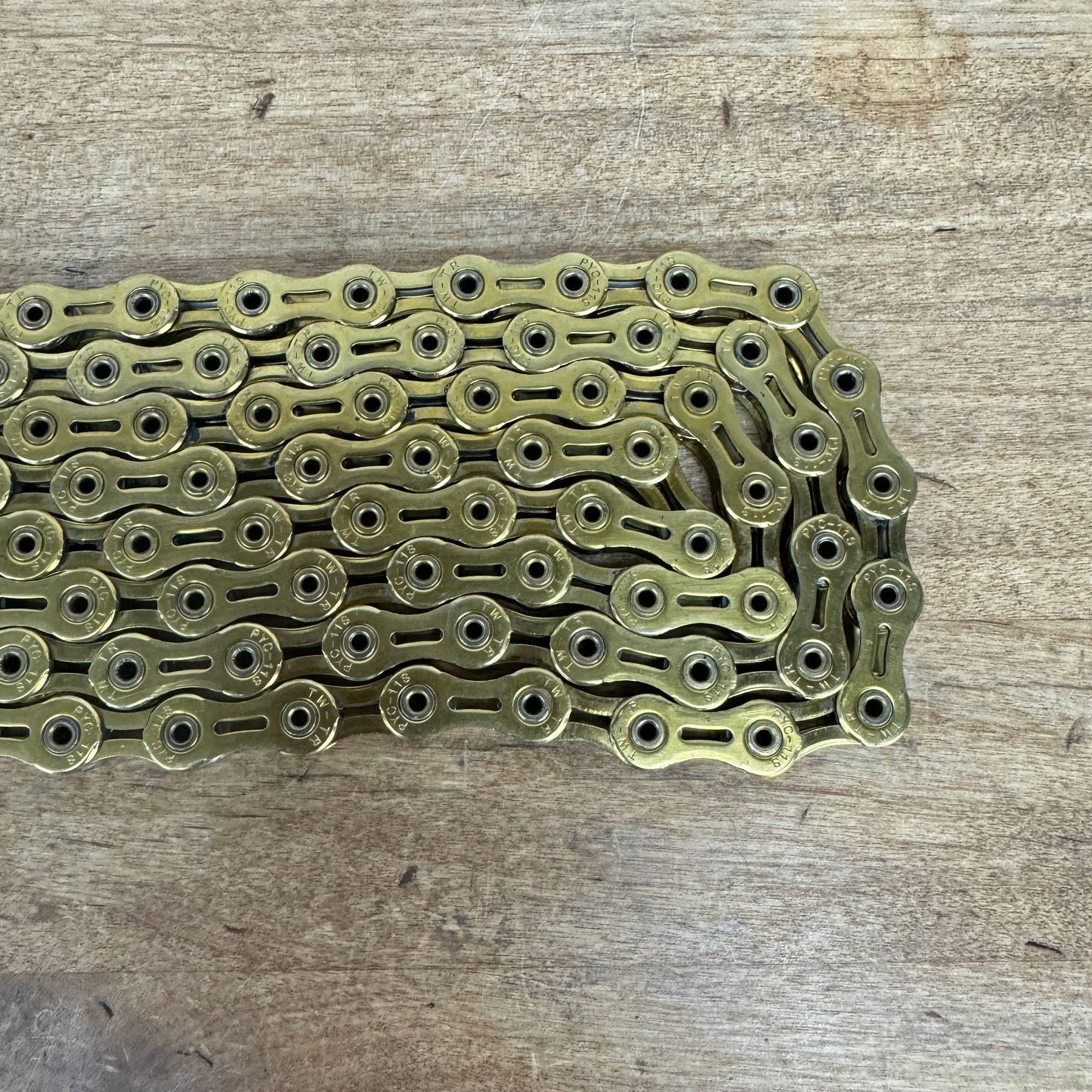 Light Wear! PYC Hollow-Pin 11-Speed 108 Links Gold Bike Chain + Master Link